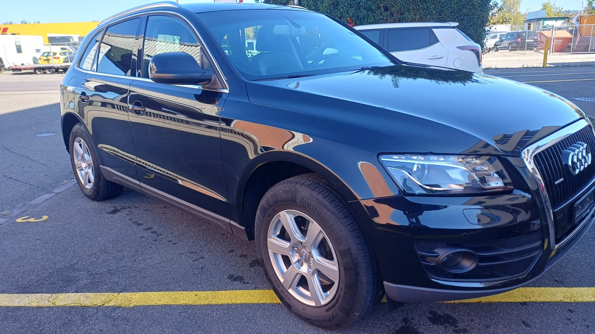 AUDI Q5 3.0 TDI quattro S-tronic-image-2