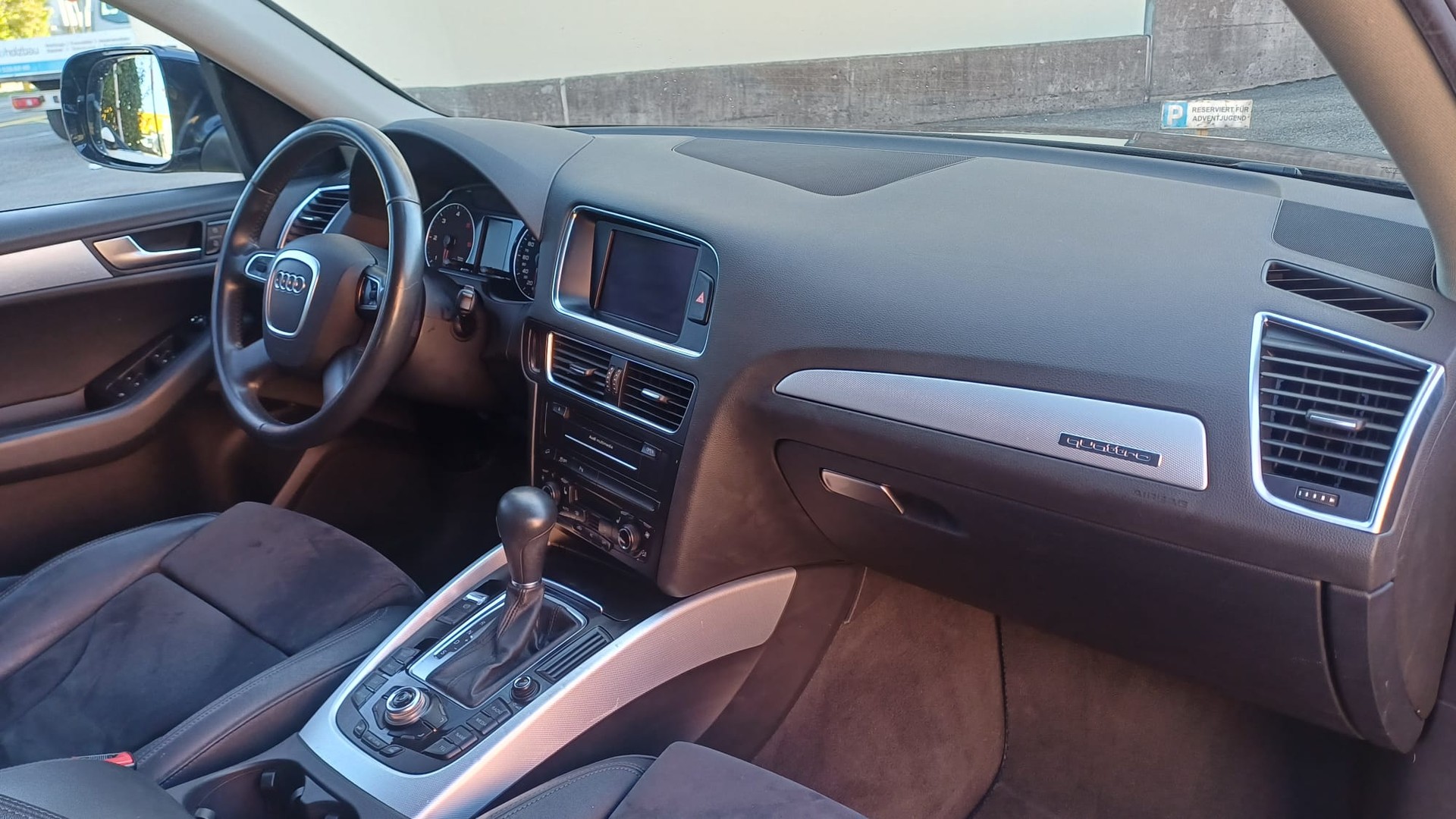 AUDI Q5 3.0 TDI quattro S-tronic-image-10