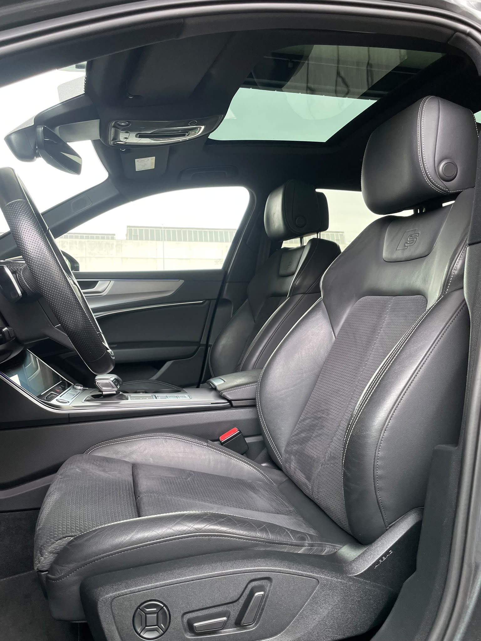 AUDI A6 Avant 3.0 45 TDI Sport quattro S-Tronic-image-5
