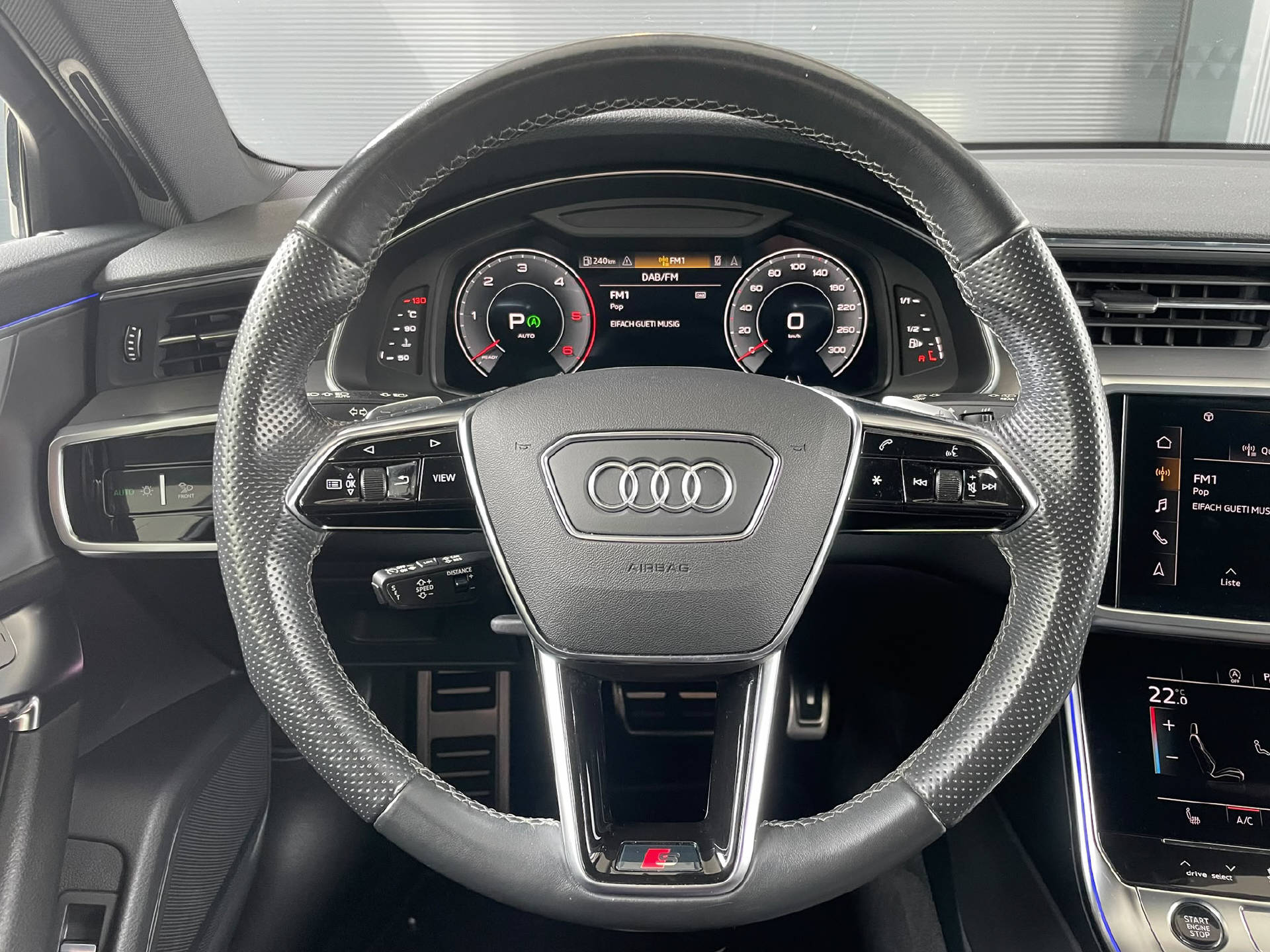 AUDI A6 Avant 3.0 45 TDI Sport quattro S-Tronic-image-8