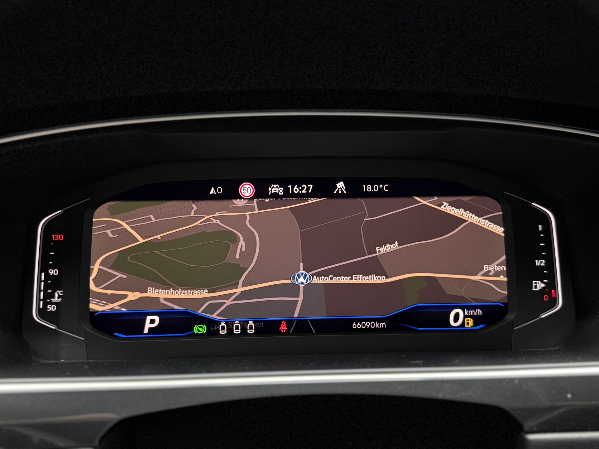 VW Tiguan 2.0TSI R-Line 4Motion DSG-image-21