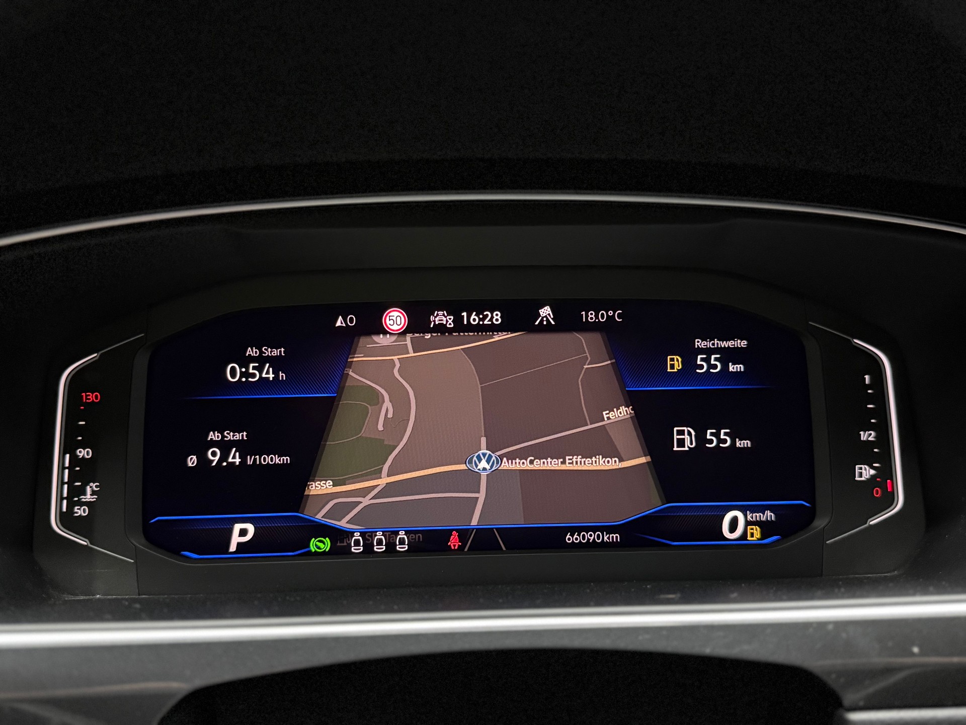 VW Tiguan 2.0TSI R-Line 4Motion DSG-image-22