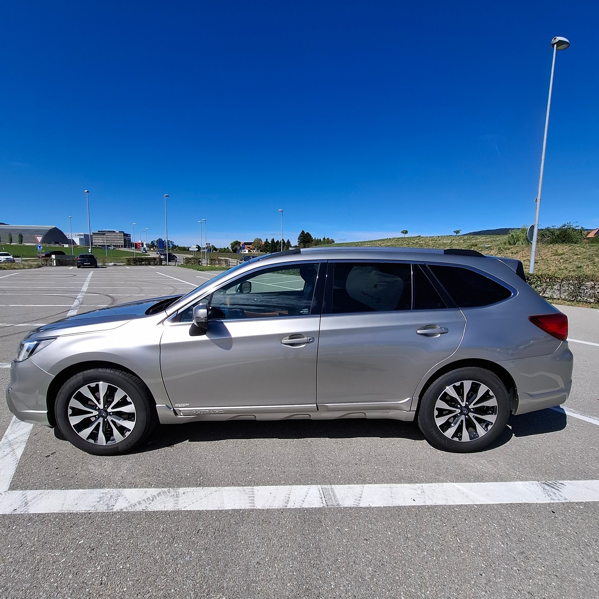 SUBARU 2.0 D Luxury-image-1