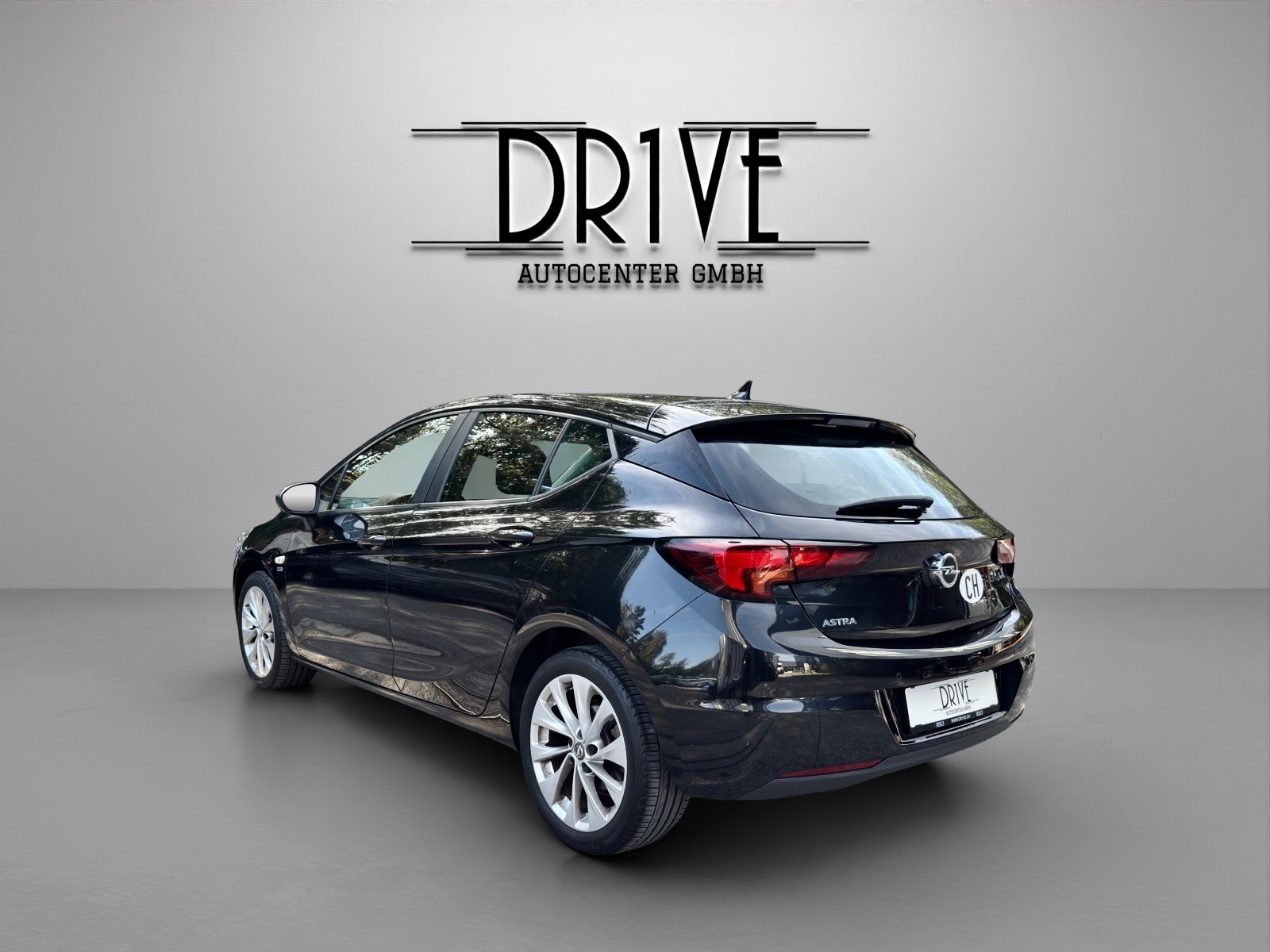 OPEL Astra 1.4i Turbo 120 Years Edition Automatic * Rückfahrkamera + Sitzheizung*-image-6