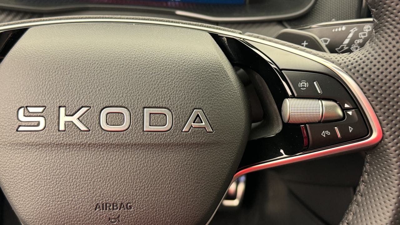 SKODA Kamiq 1.5 TSI ACT Monte Carlo DSG-image-9