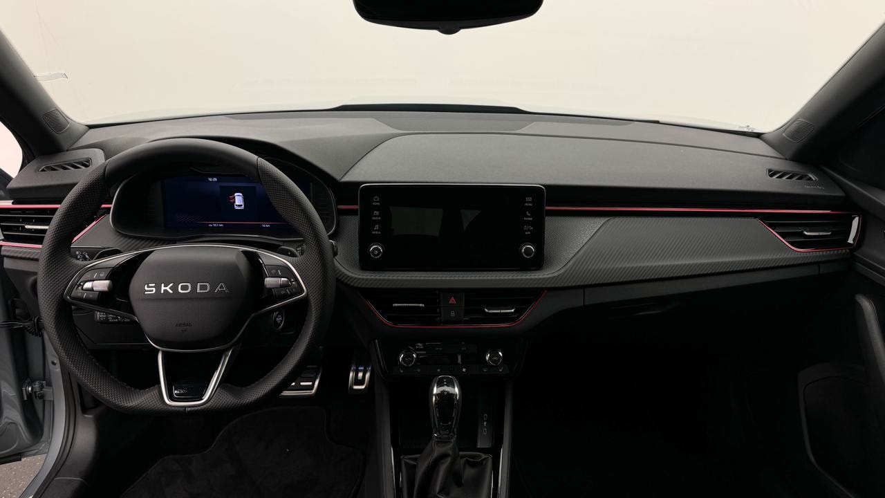 SKODA Kamiq 1.5 TSI ACT Monte Carlo DSG-image-5