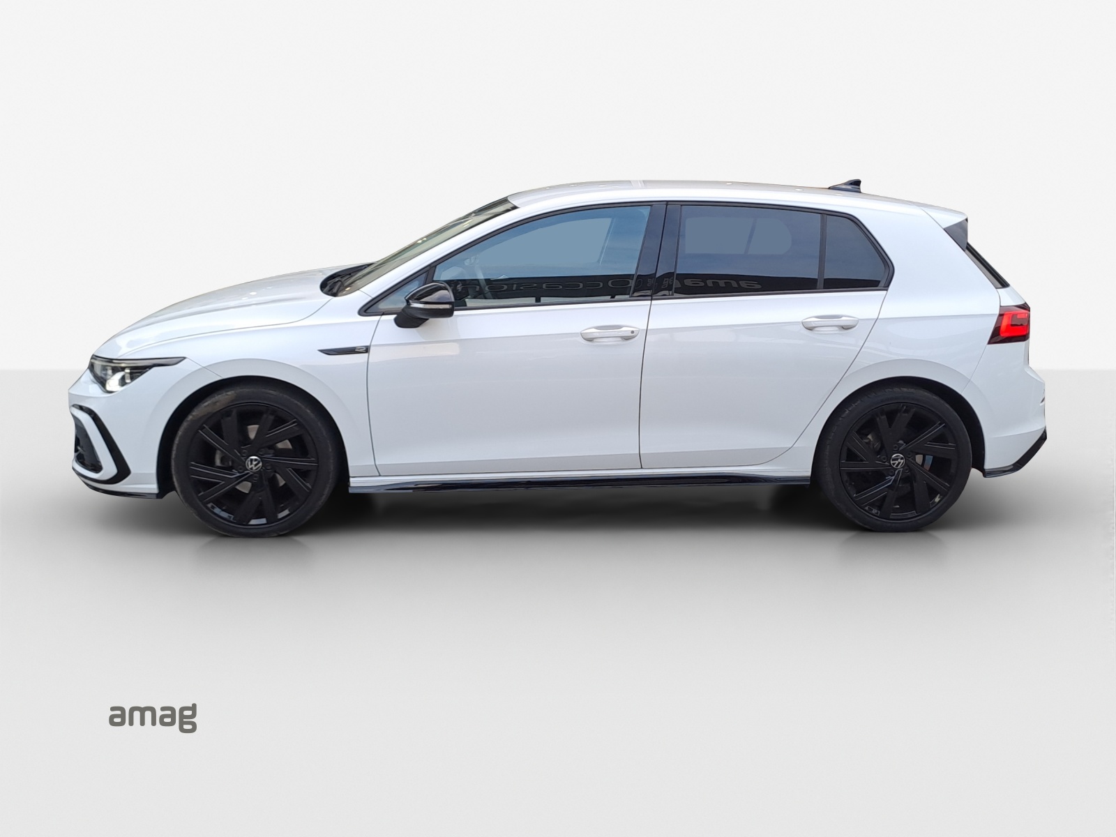 VW Golf 1.5 eTSI mHEV ACT R-Line DSG-image-1
