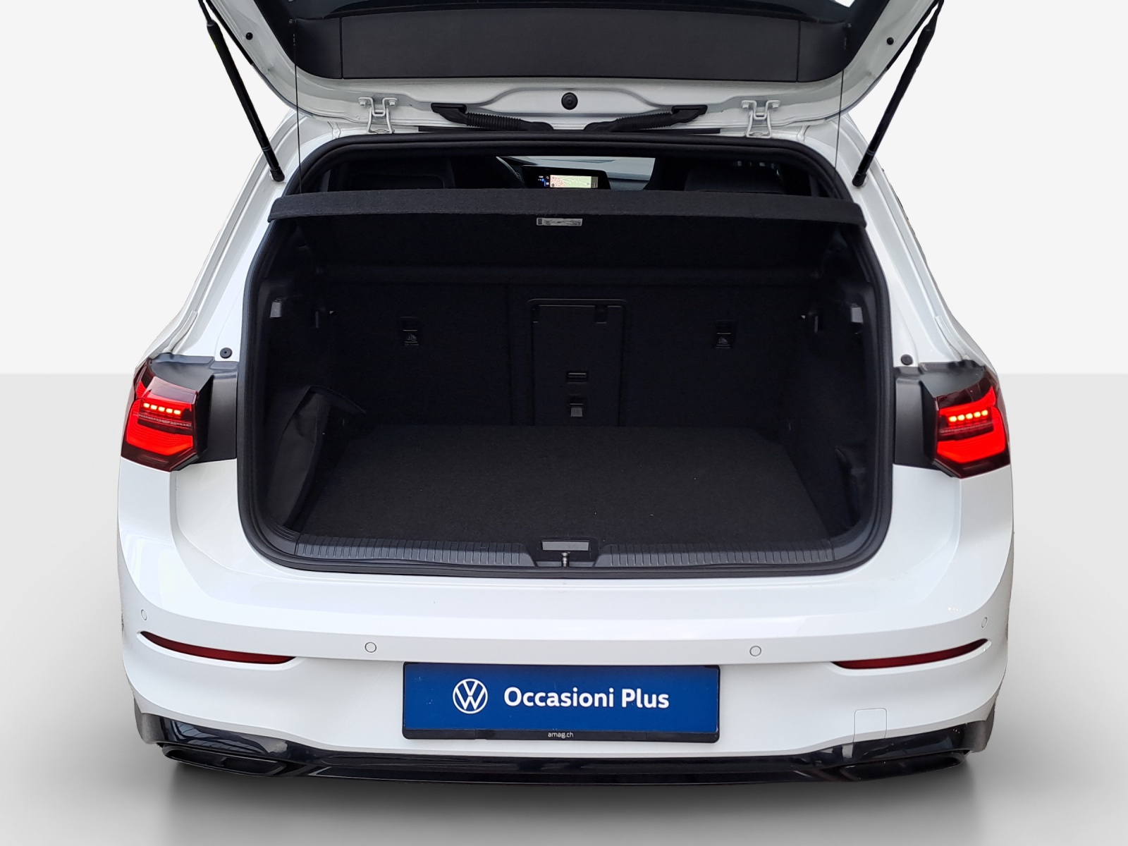 VW Golf 1.5 eTSI mHEV ACT R-Line DSG-image-12