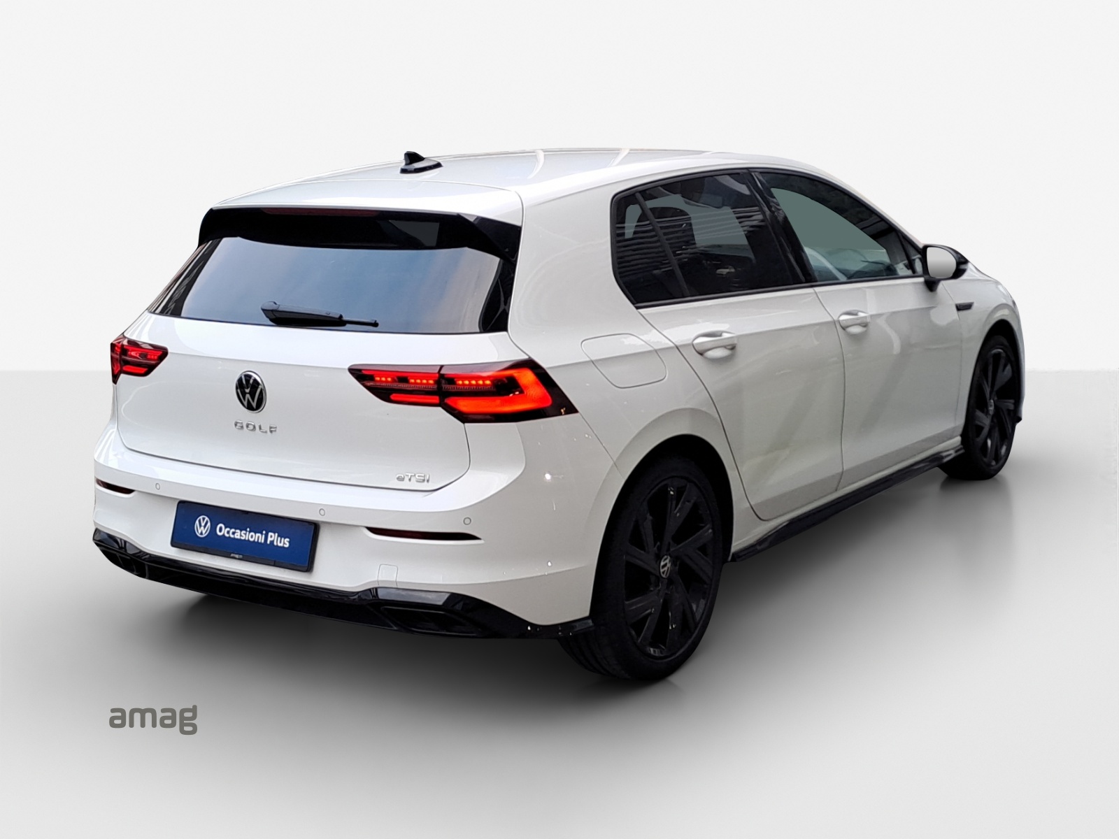 VW Golf 1.5 eTSI mHEV ACT R-Line DSG-image-4