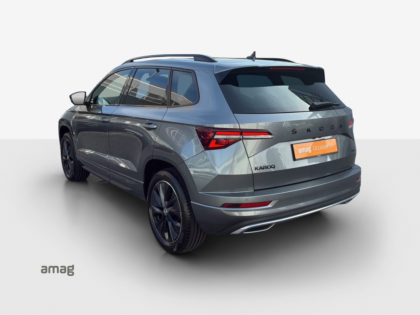 SKODA Karoq 2.0 TSI SportLine 4x4 DSG-showroom-element-2