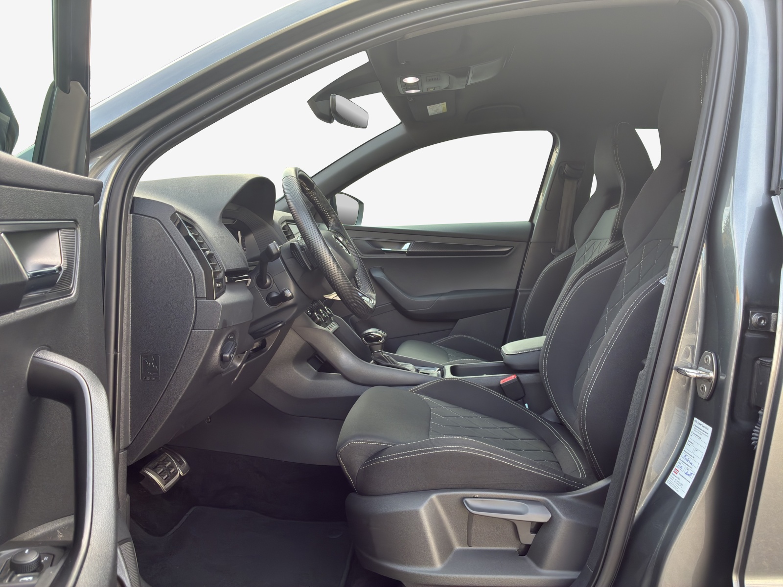 SKODA Karoq 2.0 TSI SportLine 4x4 DSG-image-7