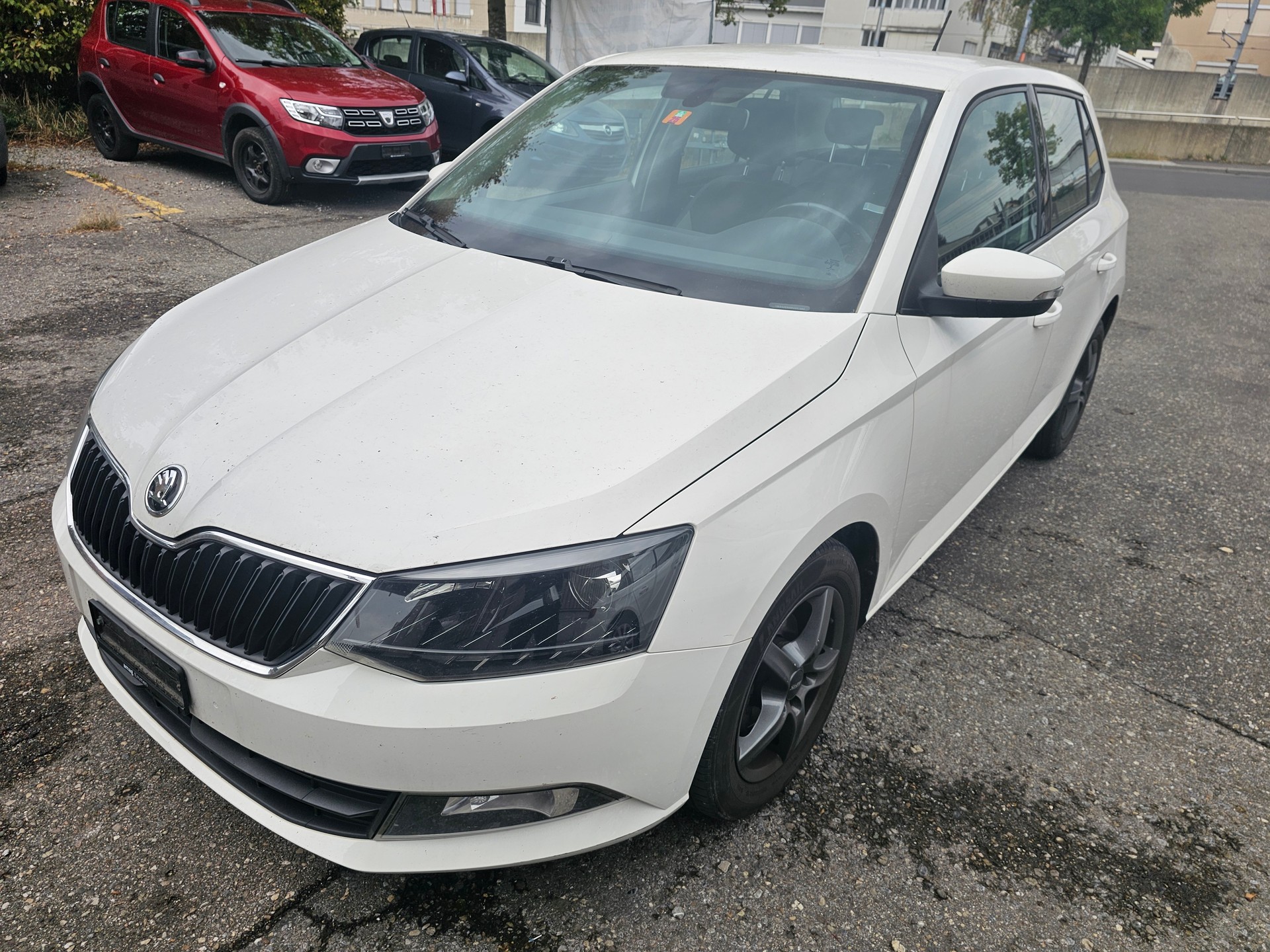 SKODA Fabia 1.4 TDI Ambition DSG-image-1
