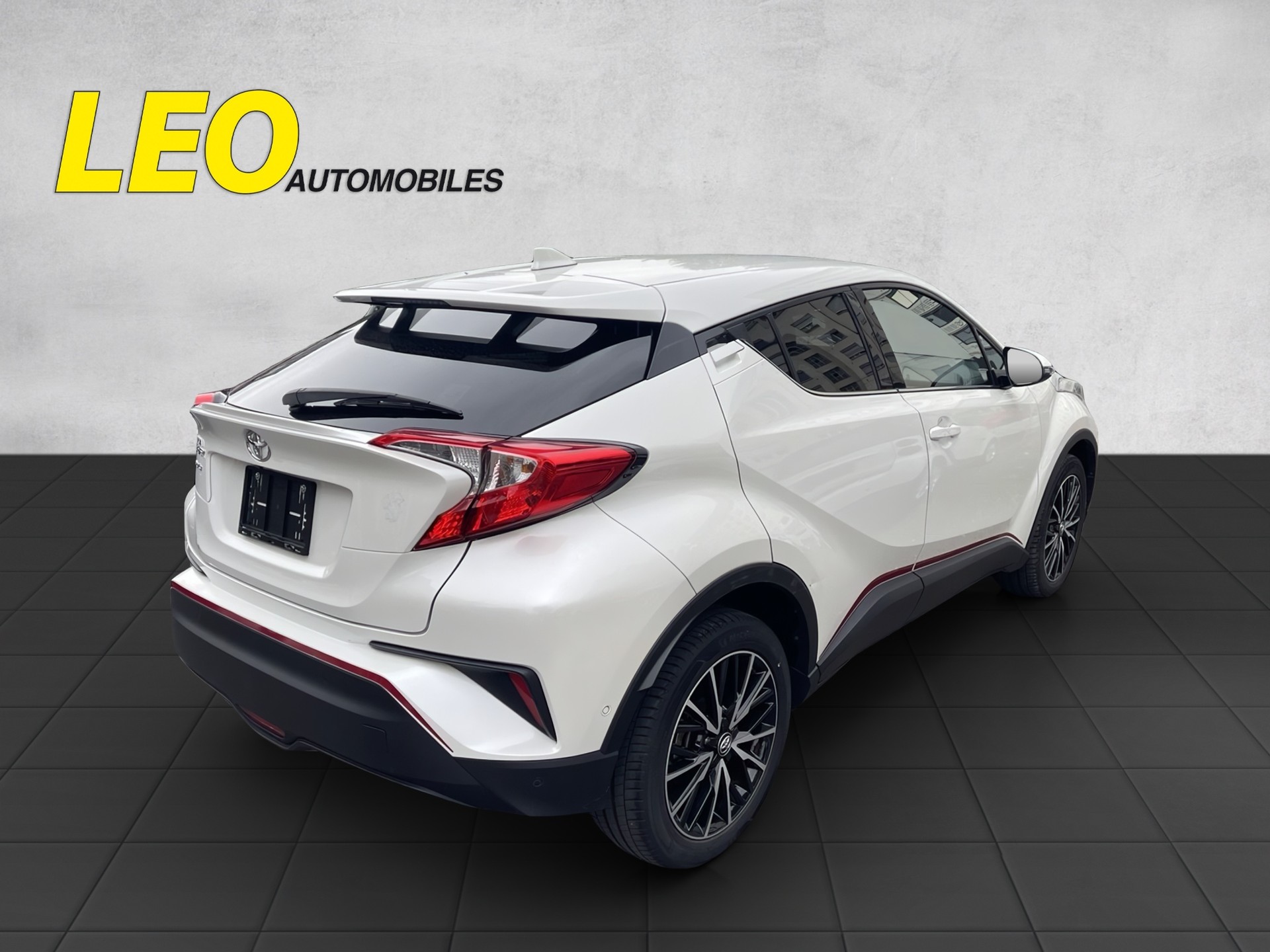 TOYOTA C-HR 1.2 Premium-image-3