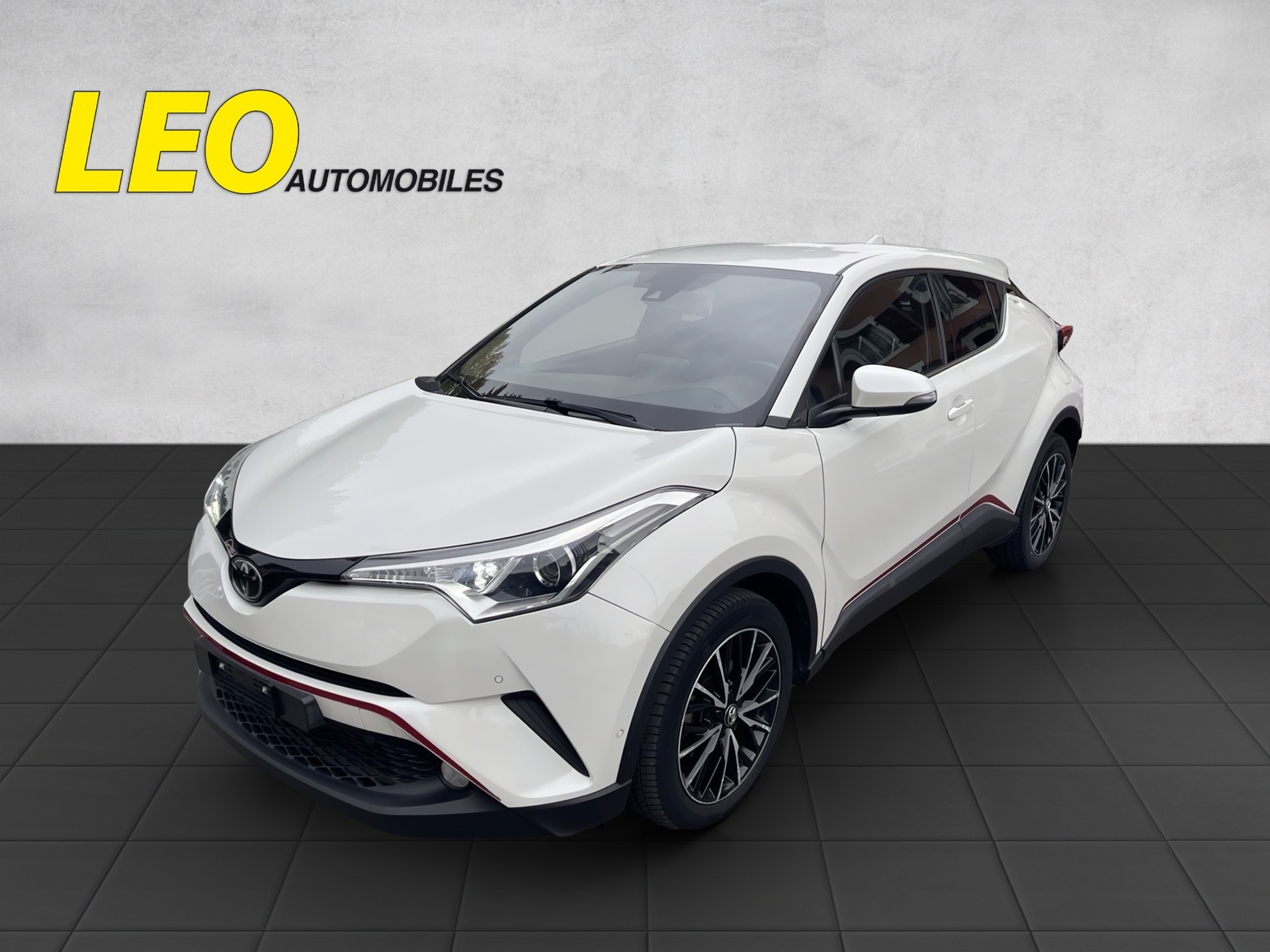 TOYOTA C-HR 1.2 Premium-image-1
