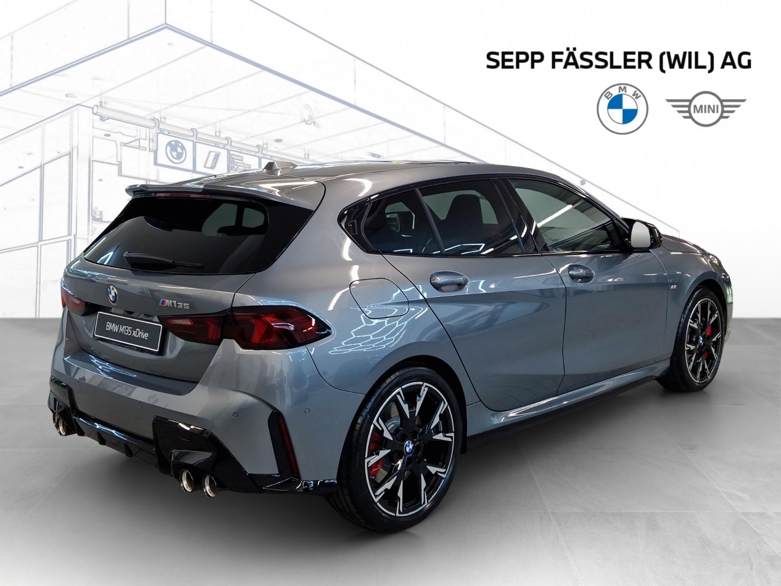 BMW M135i xDrive M Sport Pro-image-4