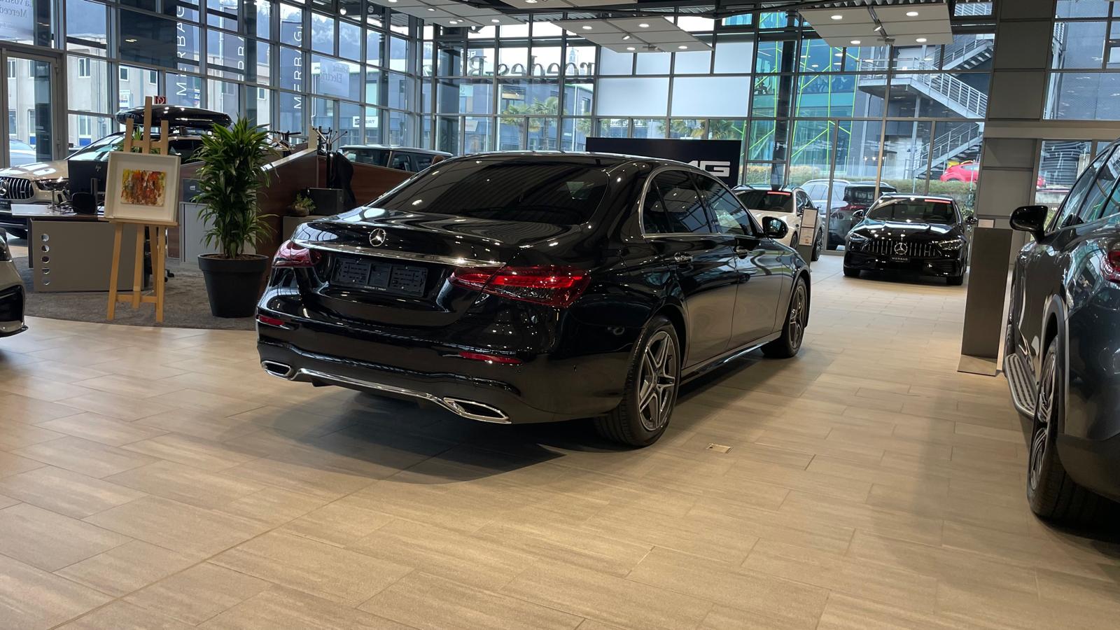 MERCEDES-BENZ E 400 d AMG Line 4matic-image-1