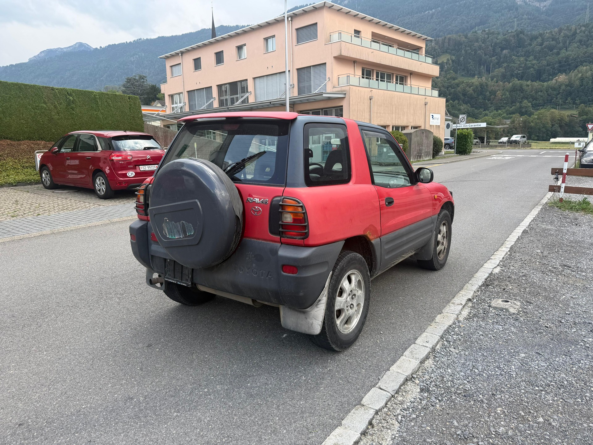 TOYOTA RAV-4 GX ABS-image-3
