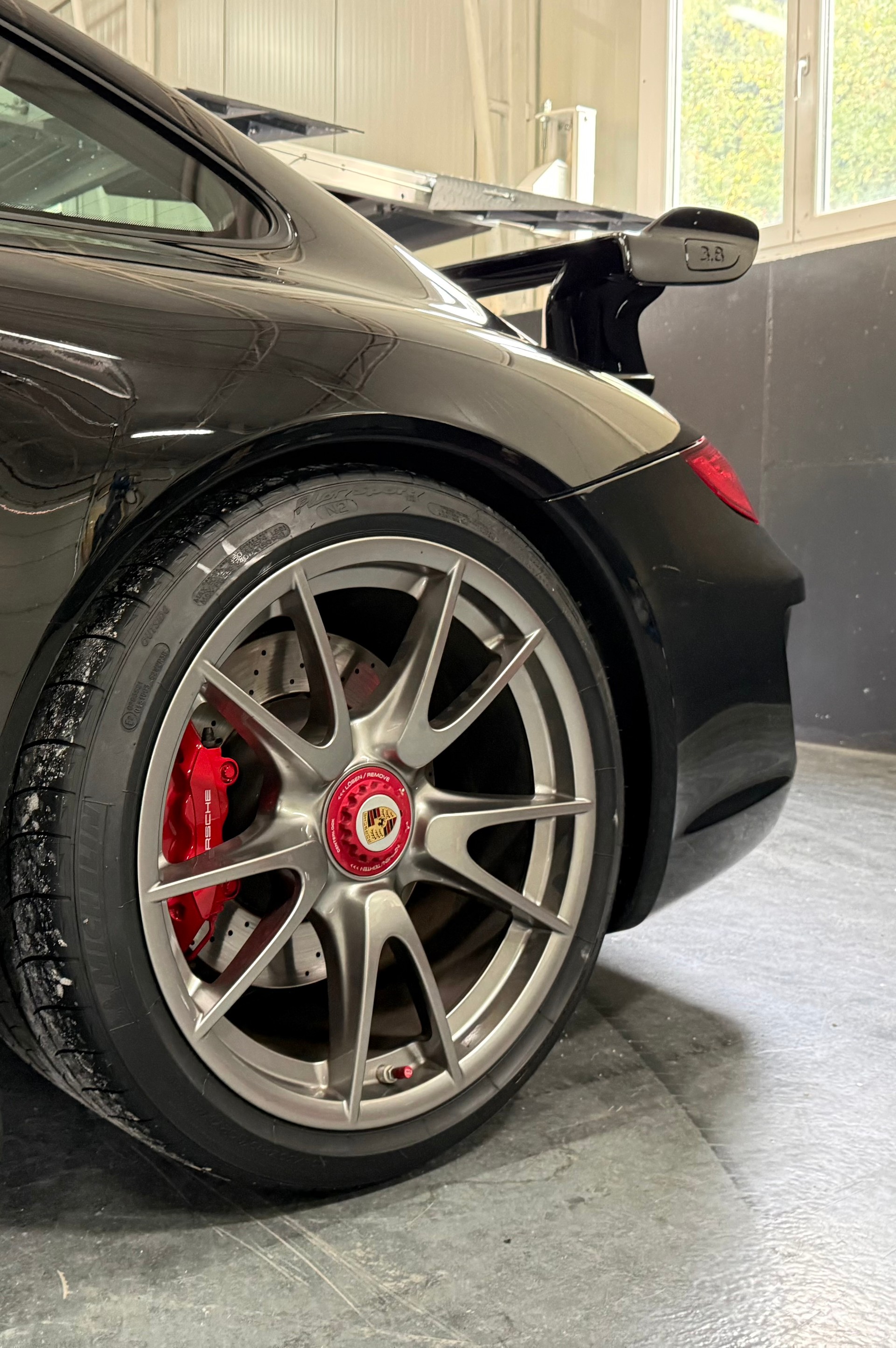PORSCHE 911 GT3-image-5