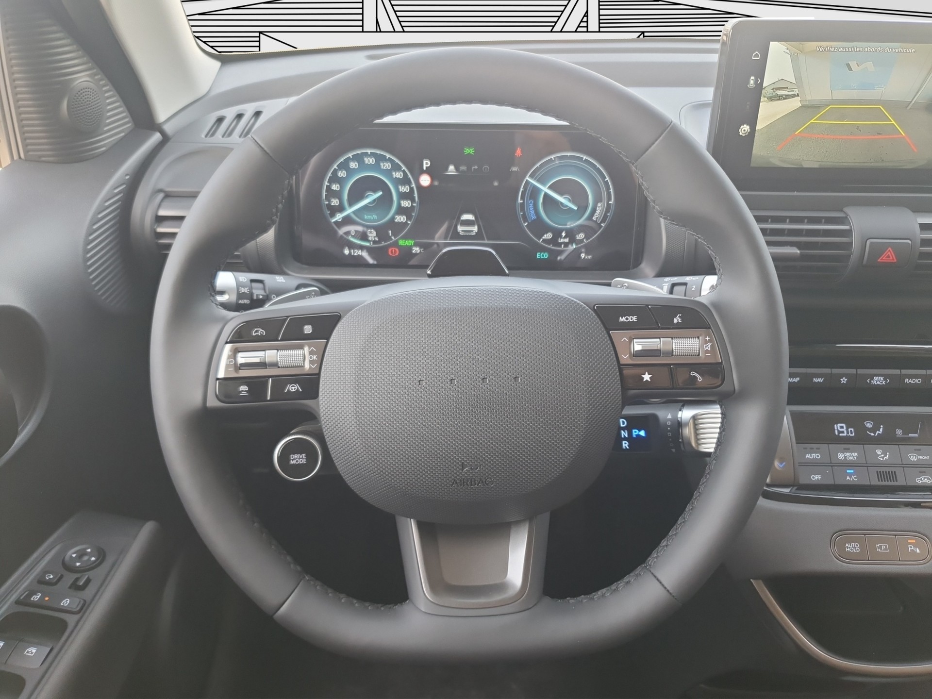 HYUNDAI Inster Electric Amplia 49kWh 370 kms autonomie-image-9