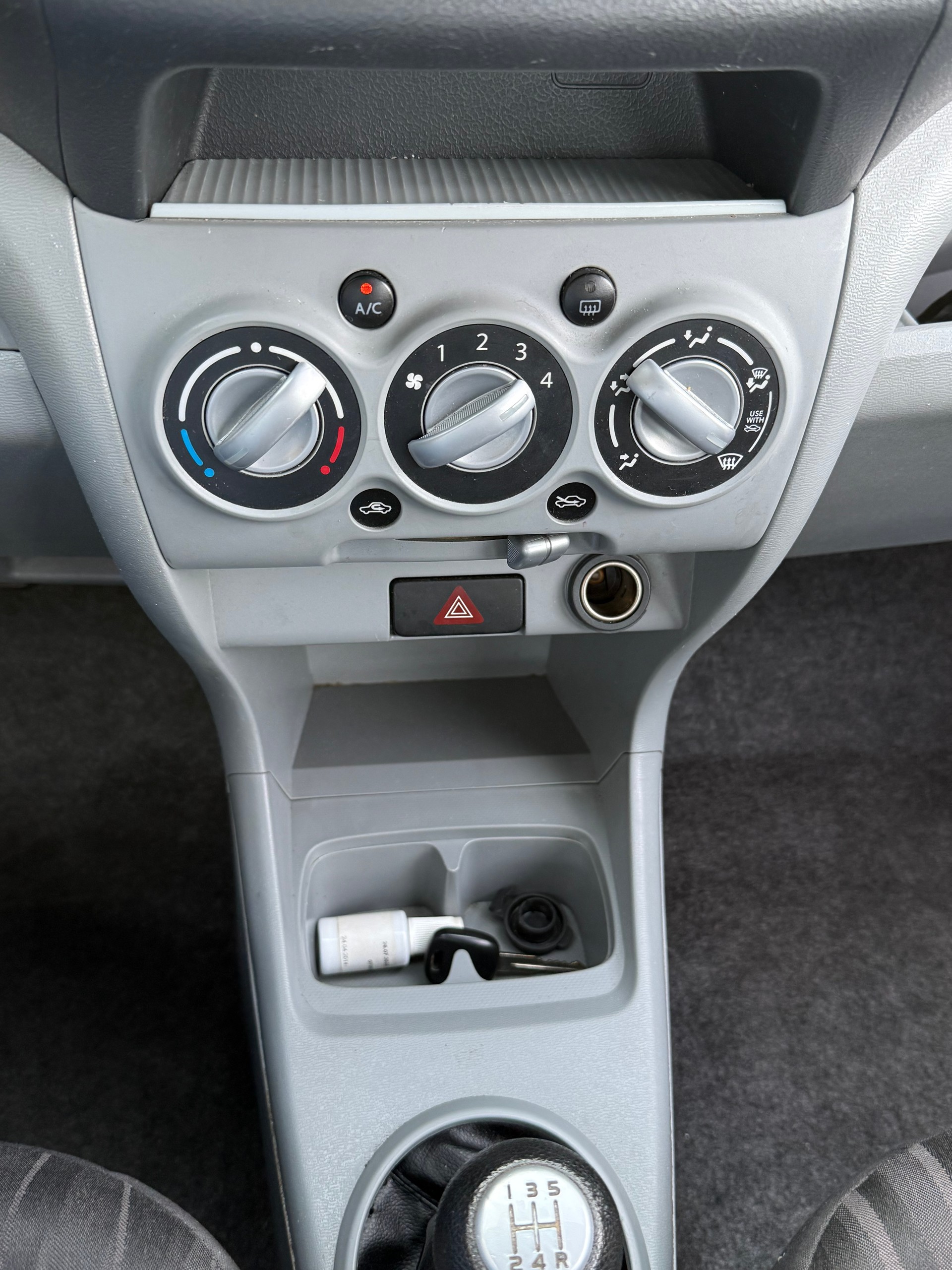 NISSAN Pixo 1.0 visia-image-10