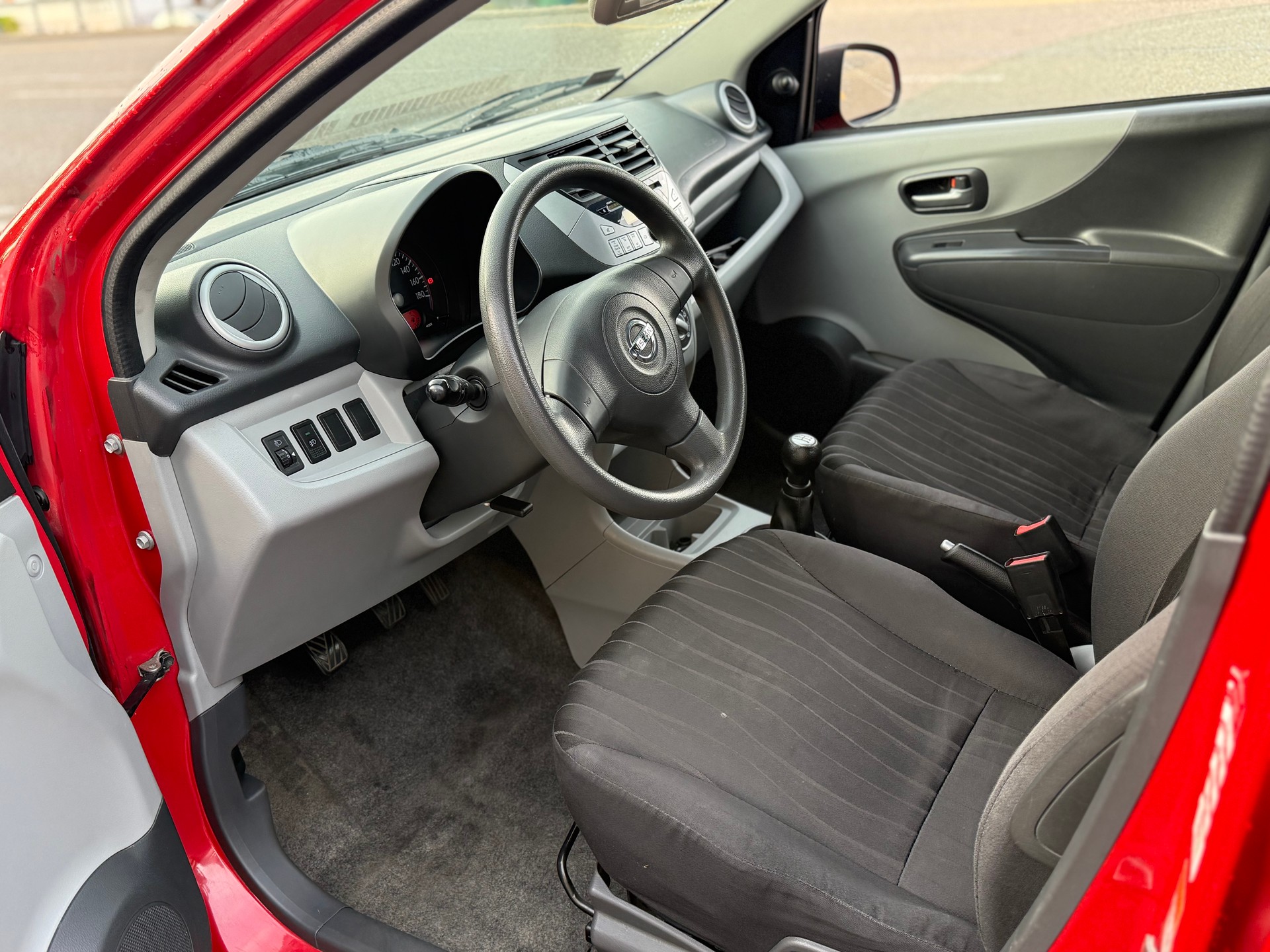 NISSAN Pixo 1.0 visia-image-6