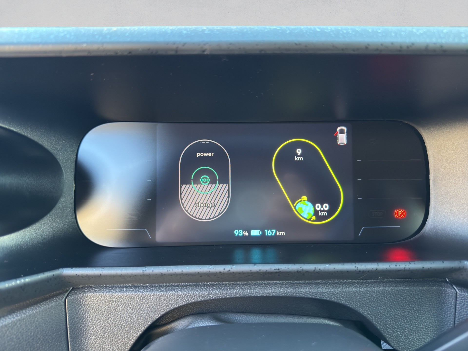 RENAULT Twingo E-Tech 27kWh Techno-image-9