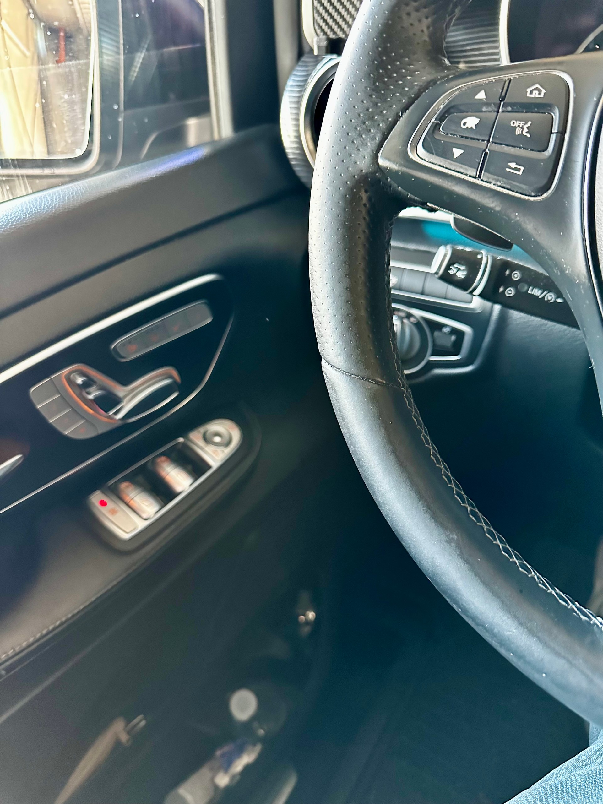 MERCEDES-BENZ V 300 d Swiss Ed. extralang 4M-image-5