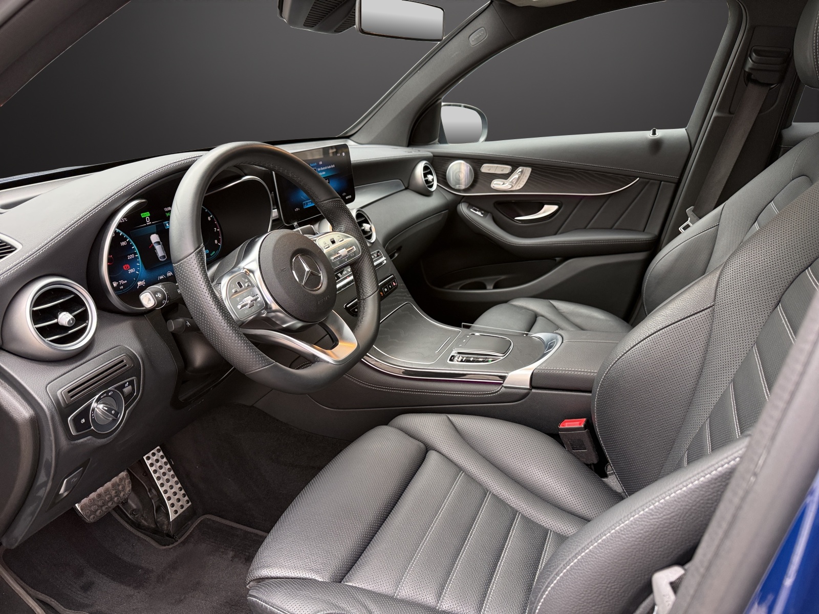 MERCEDES-BENZ GLC Coupé 300 AMG Line 4Matic 9G-Tronic-image-9