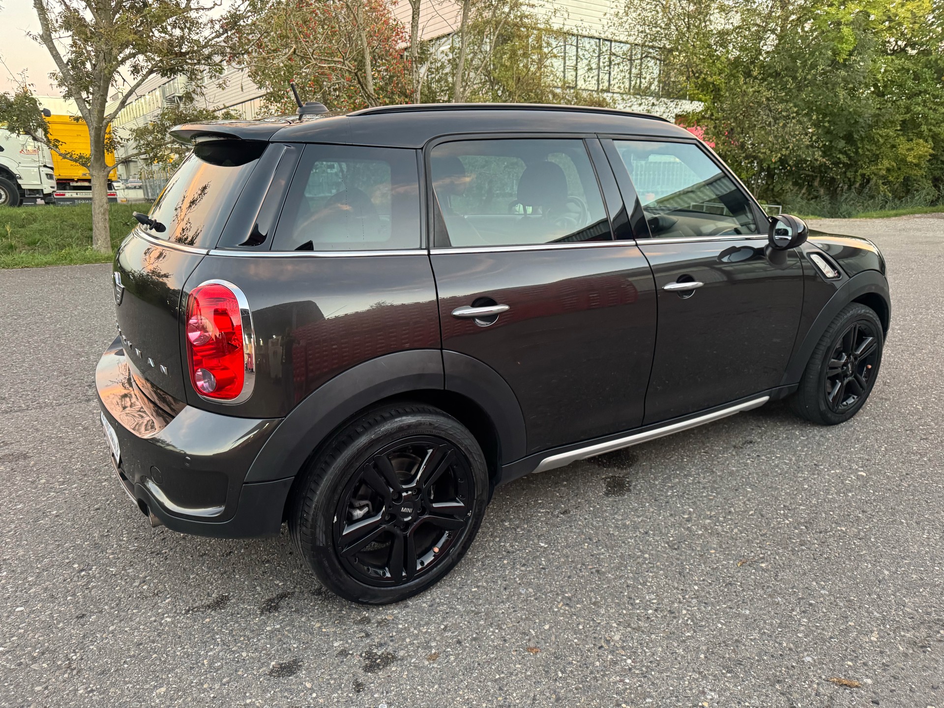 MINI Countryman Cooper S ALL4 Steptronic-image-5