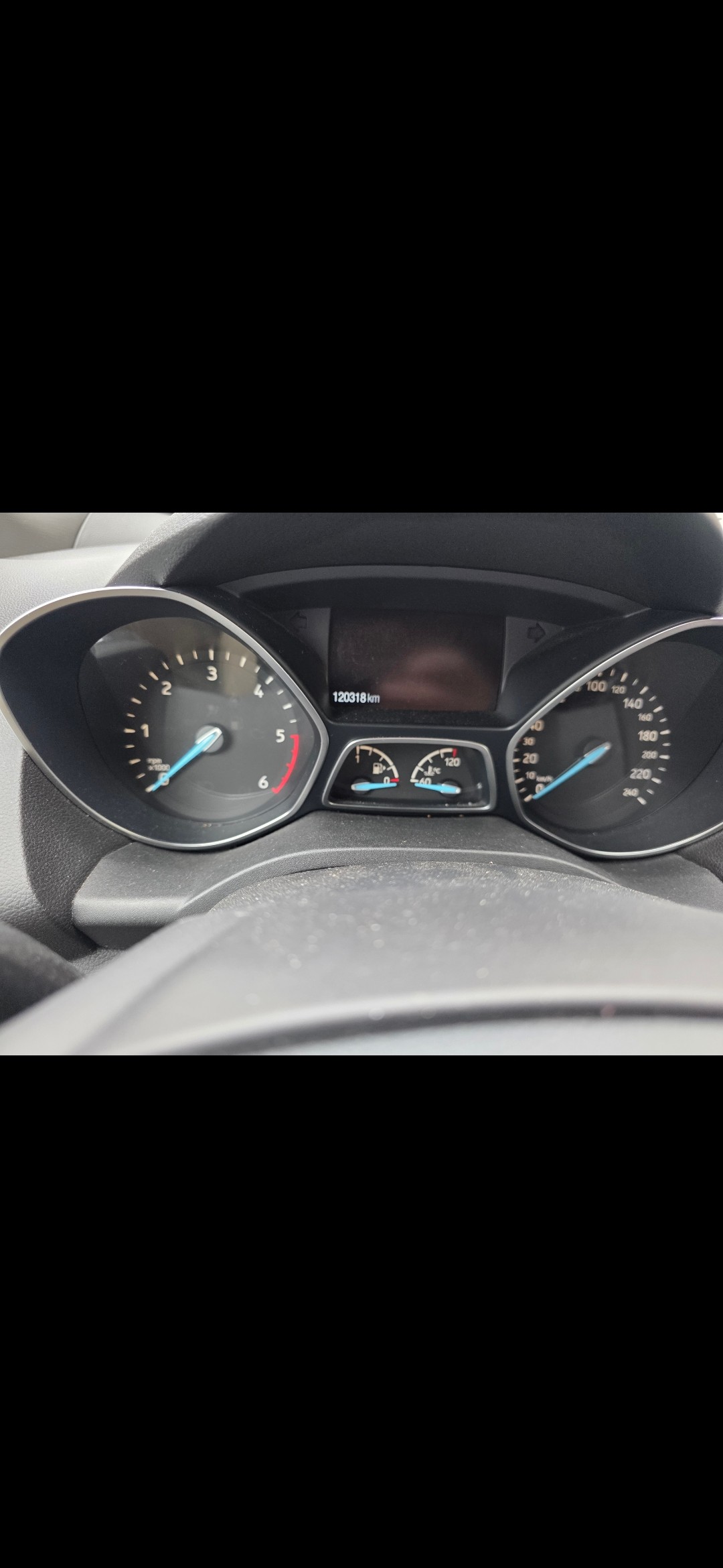 FORD Kuga 2.0 TDCi ST Line High 4WD-image-6