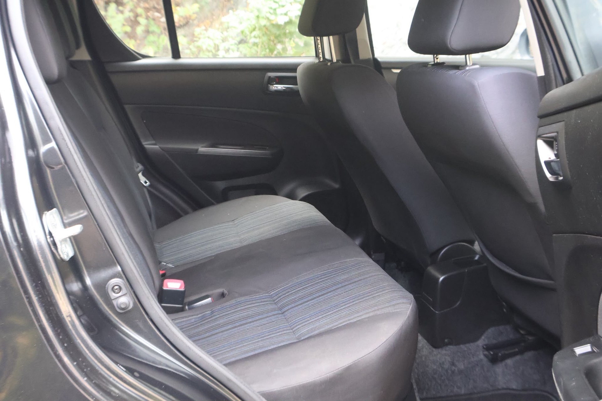 SUZUKI Swift 1.2i 16V Compact Top 4x4-image-8