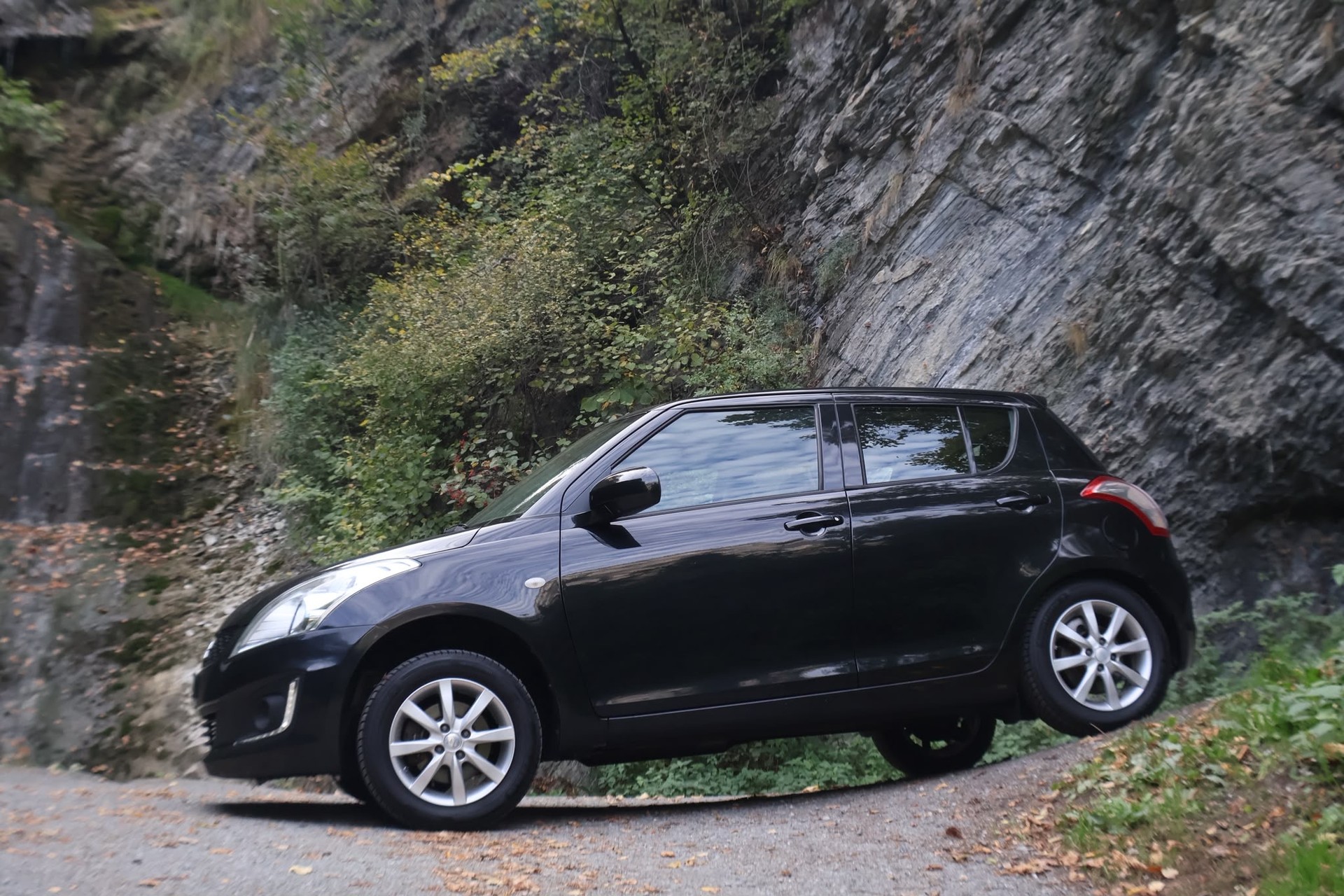 SUZUKI Swift 1.2i 16V Compact Top 4x4-image-4