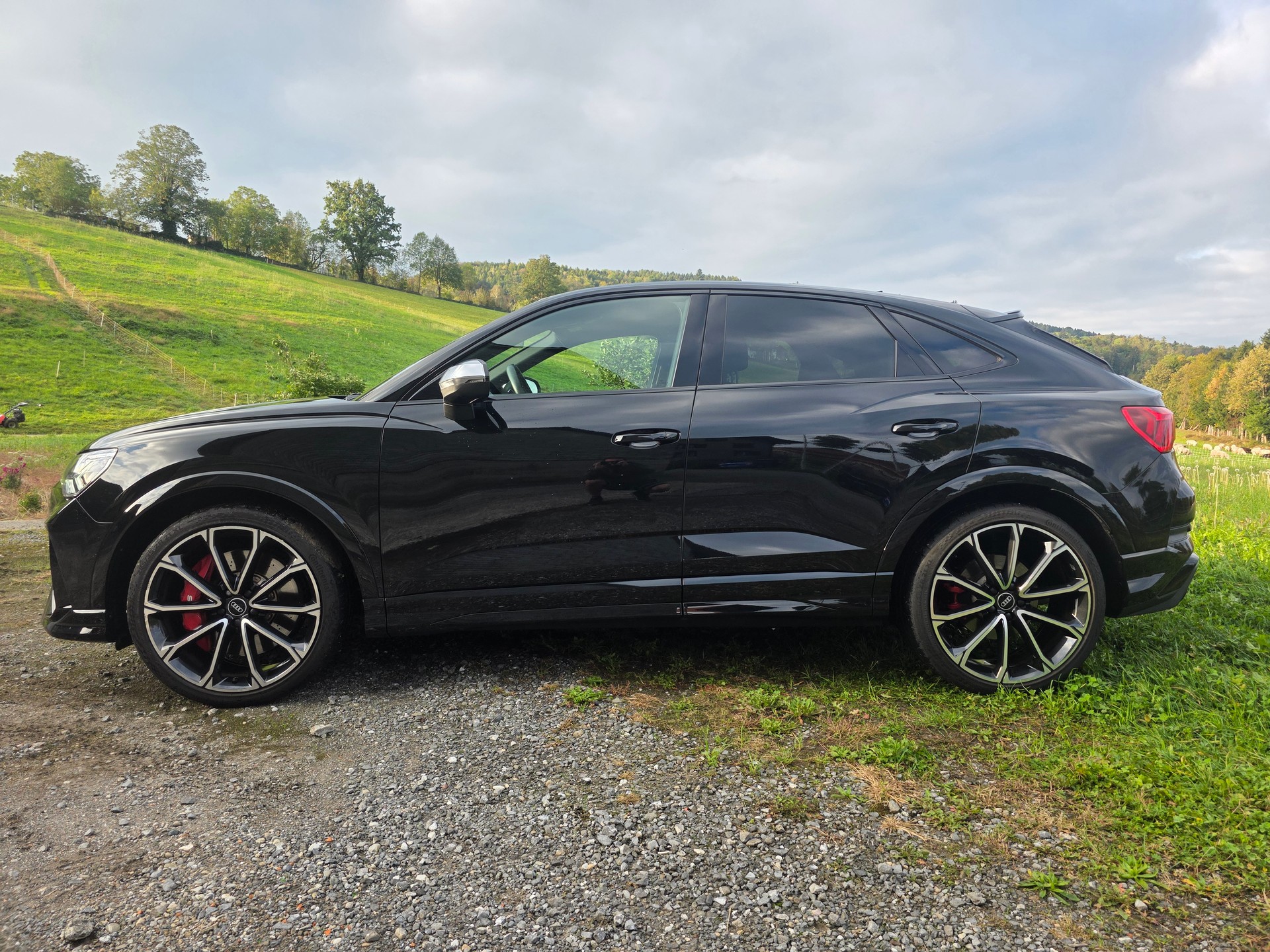 AUDI RS Q3 Sportback quattro-image-7