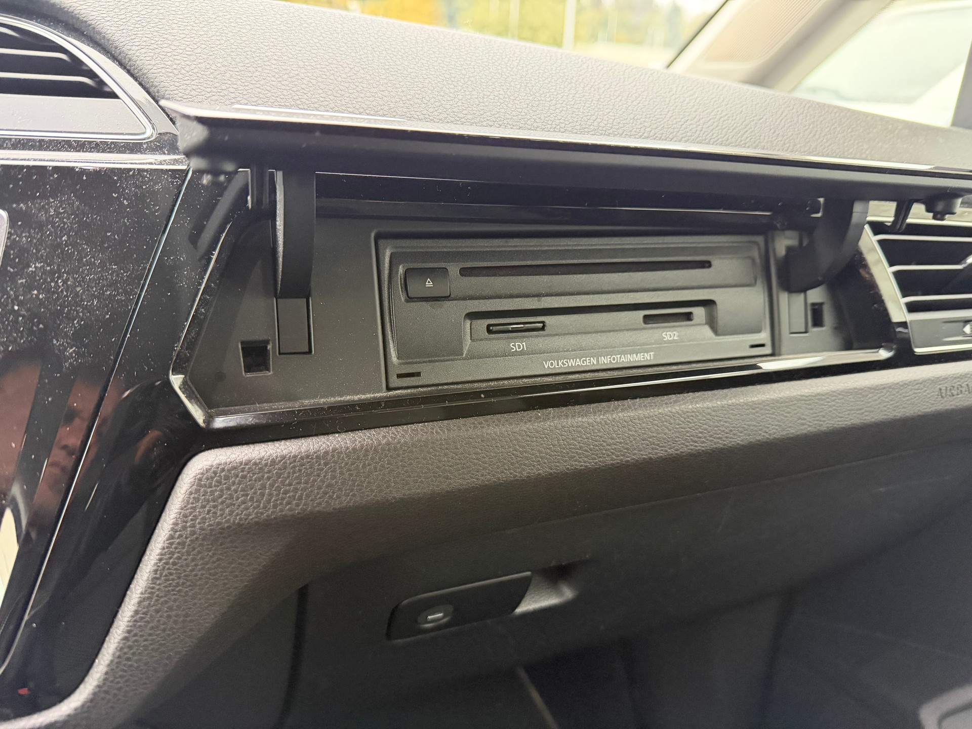VW Touran 1.4 TSI BlueMotion Technology Comfortline DSG-image-13