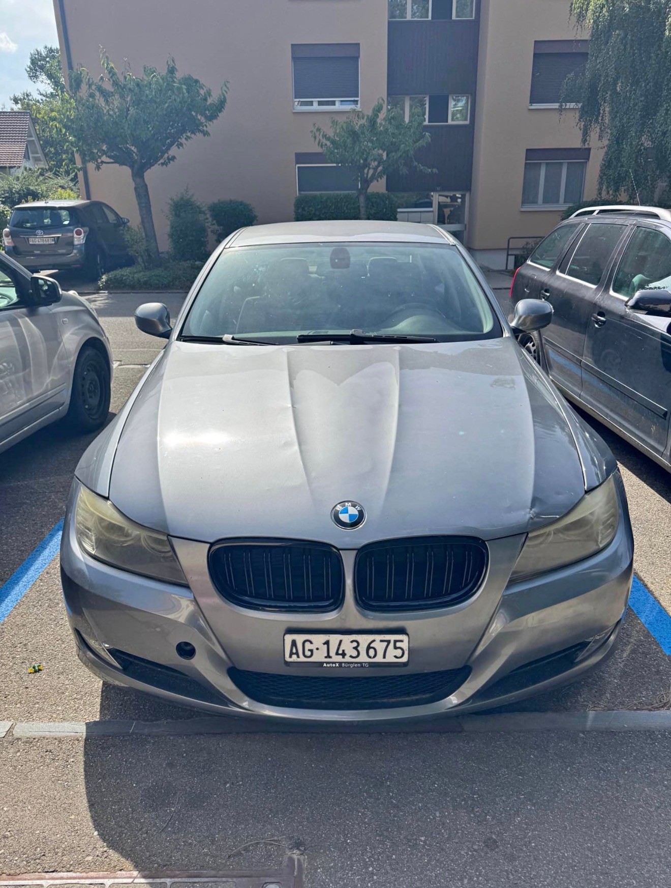 Car photo