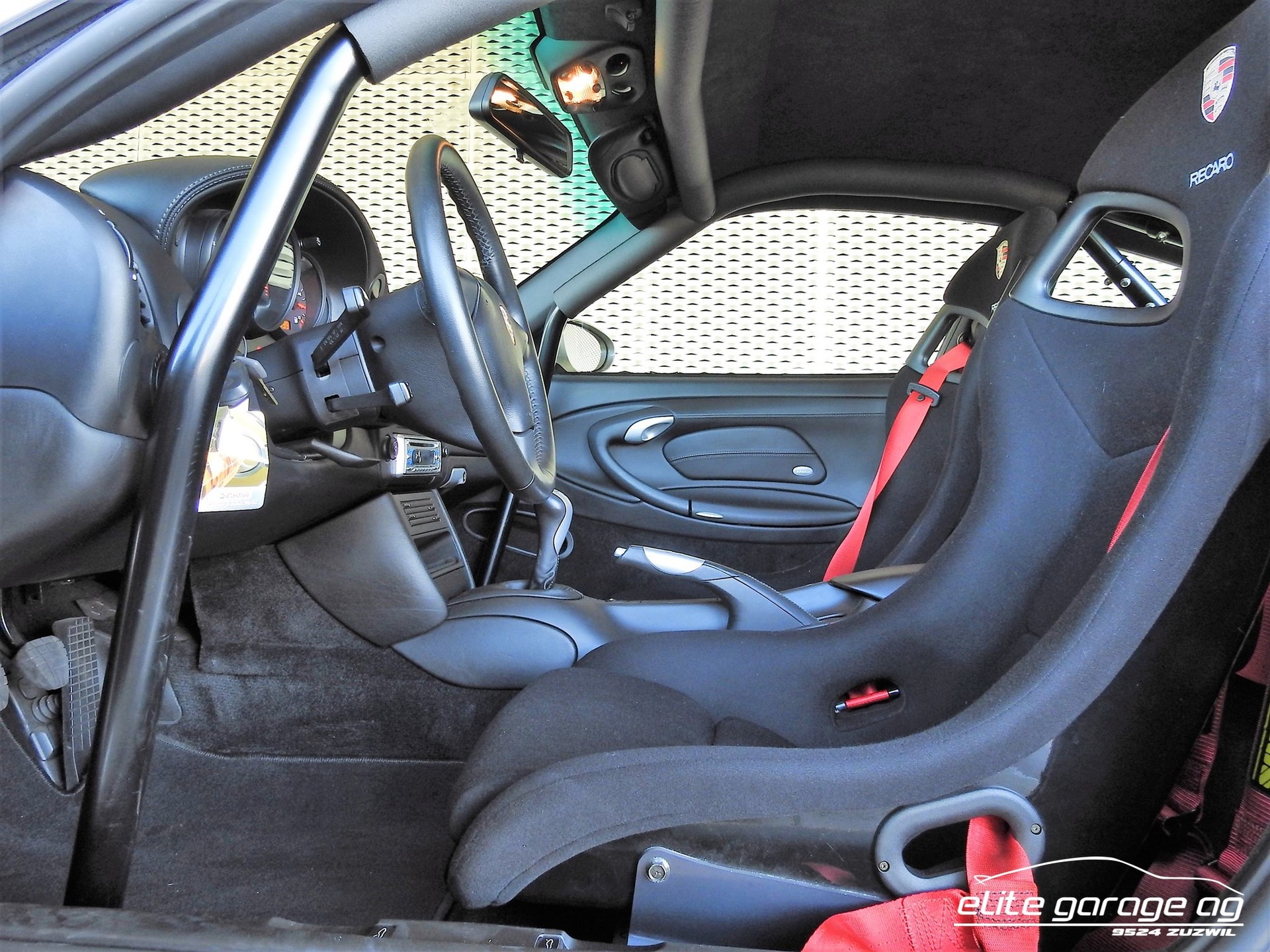 PORSCHE 911 GT3 CLUBSPORT-image-9