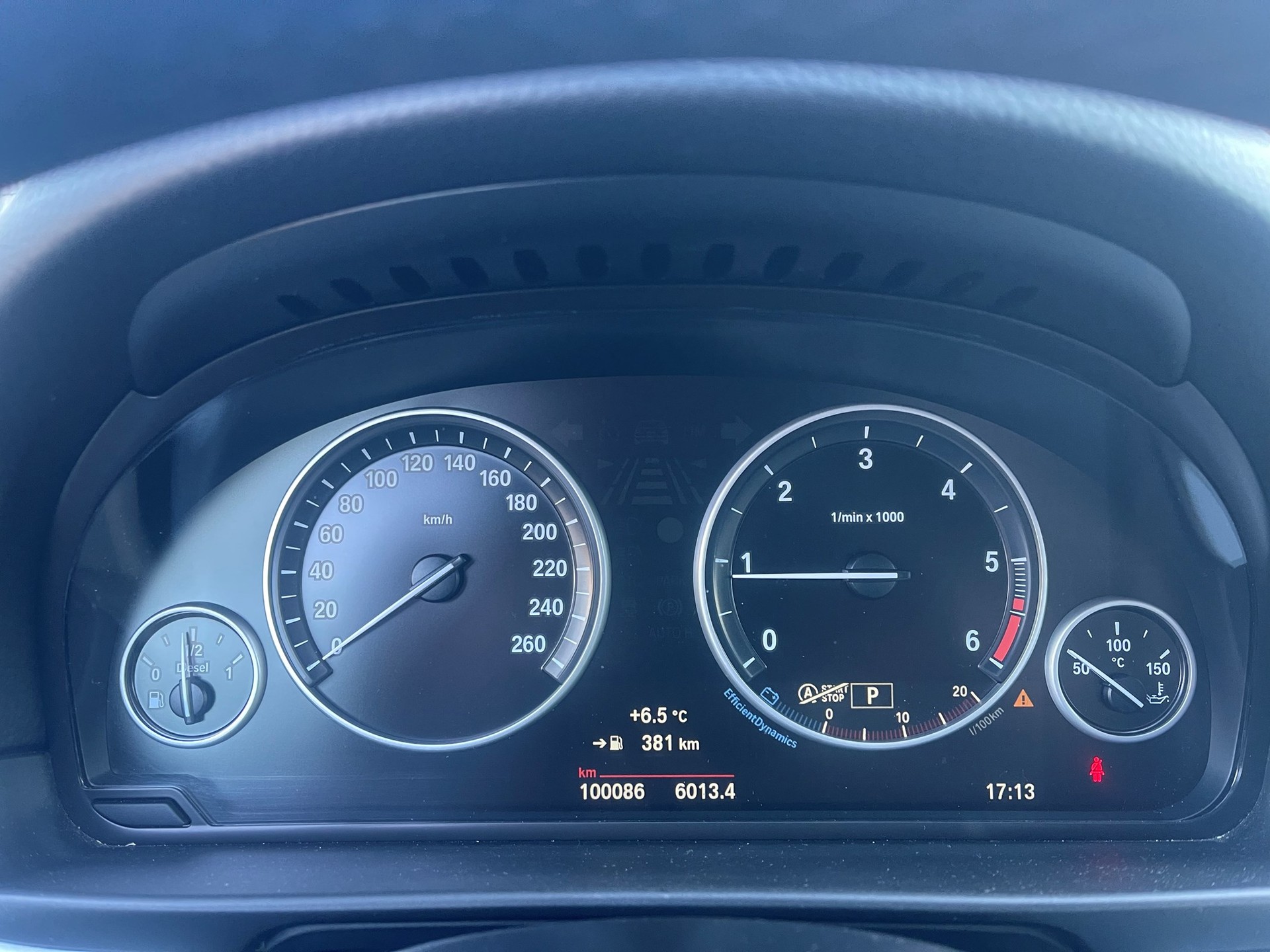 BMW 525d Touring xDrive Steptronic-image-11