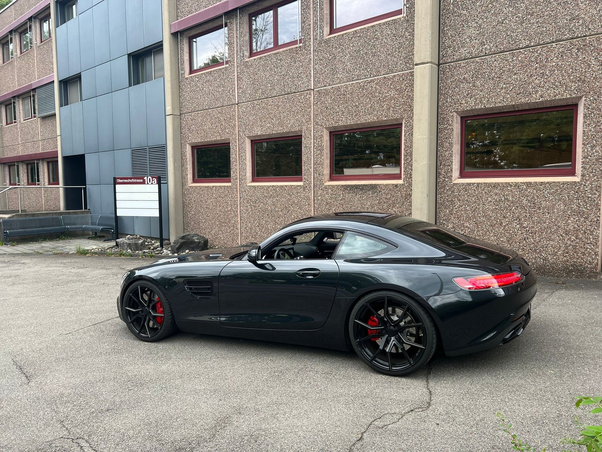 MERCEDES-BENZ AMG GT S Speedshift DCT-image-2