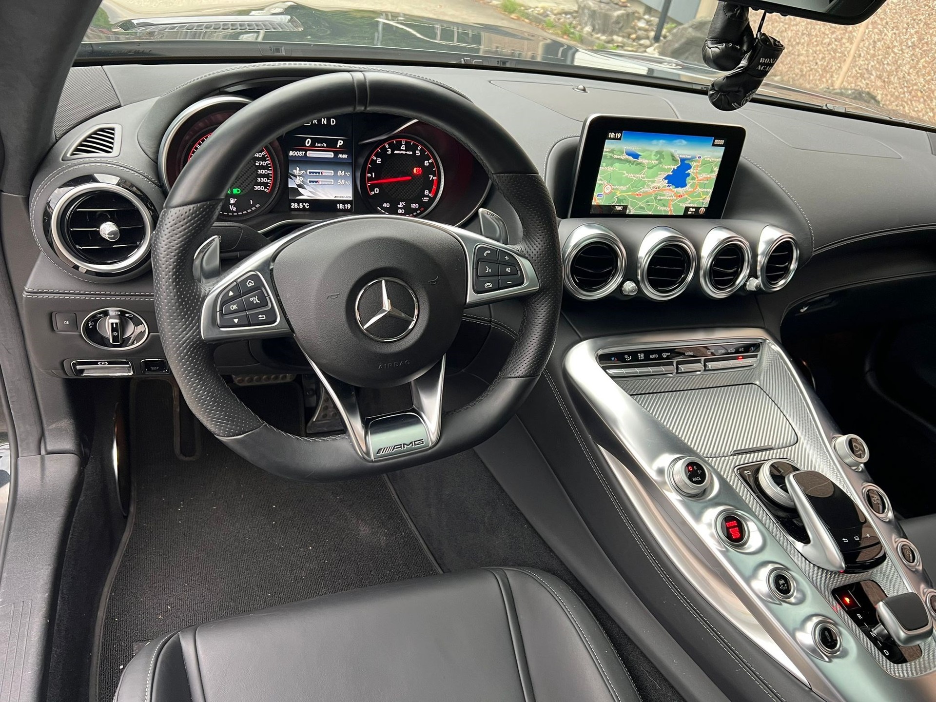 MERCEDES-BENZ AMG GT S Speedshift DCT-image-7