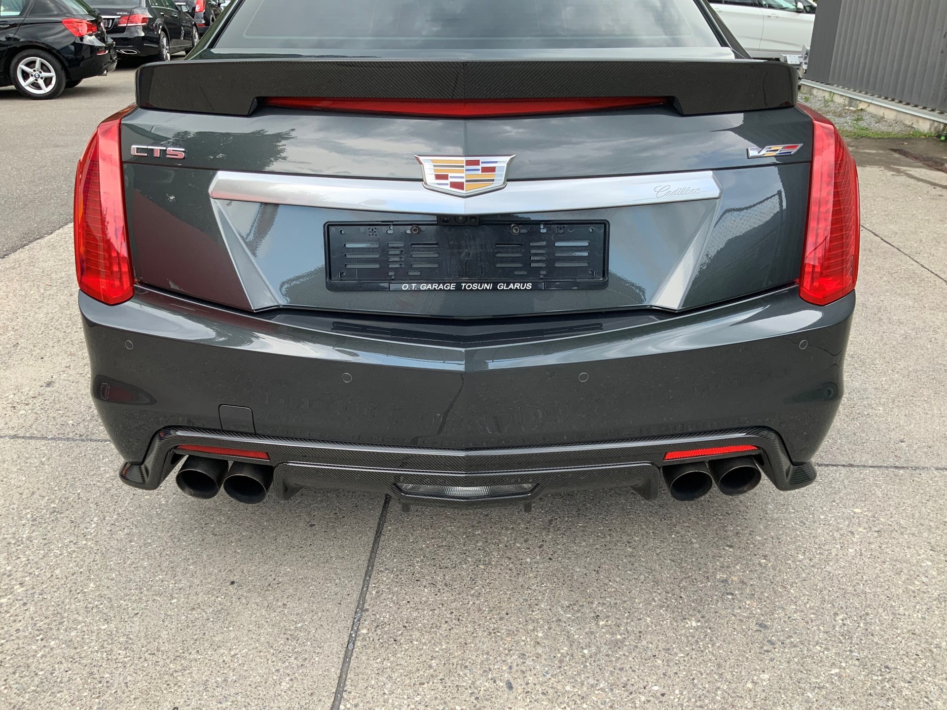 CADILLAC CTS-V Sedan 6.2 Supercharged Automatic-image-14