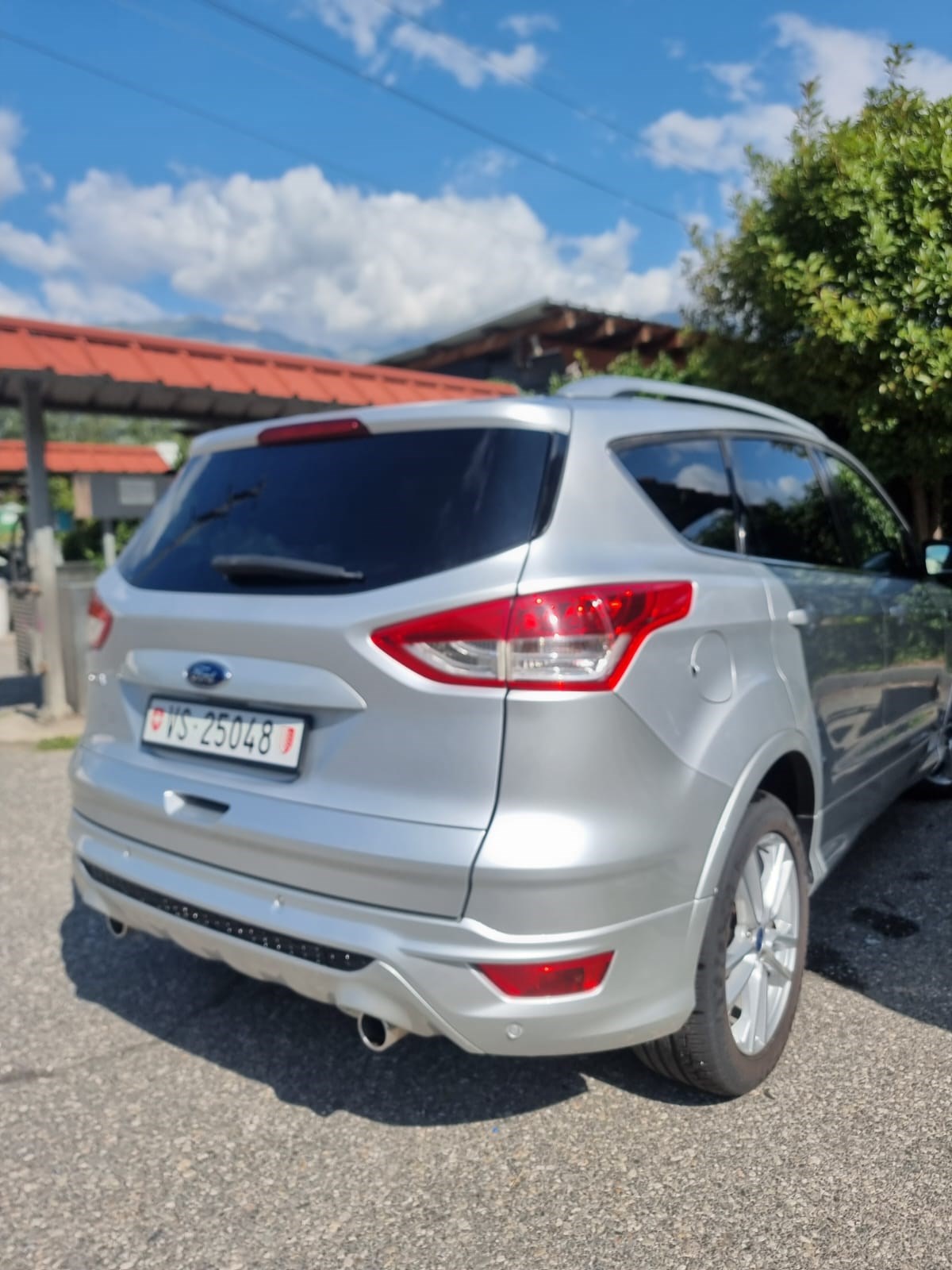 FORD Kuga 2.0 TDCi Carving 4WD-image-1