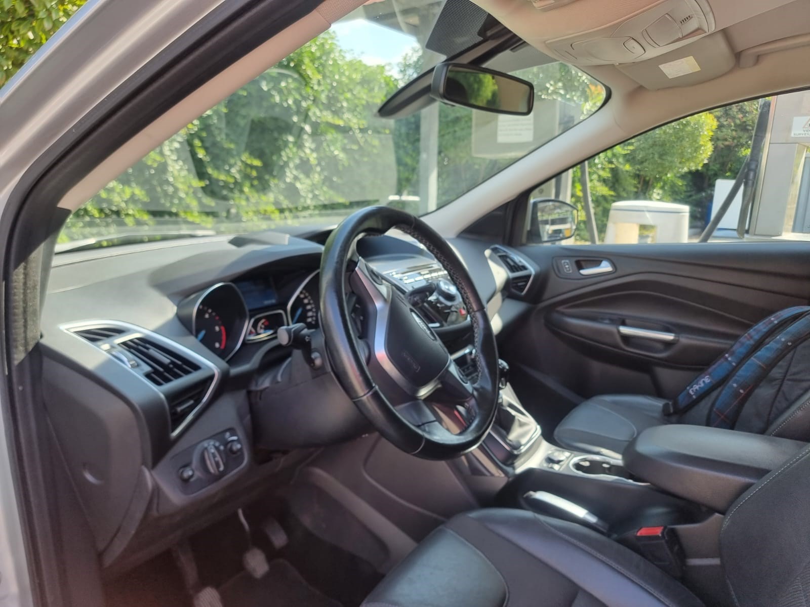 FORD Kuga 2.0 TDCi Carving 4WD-image-3