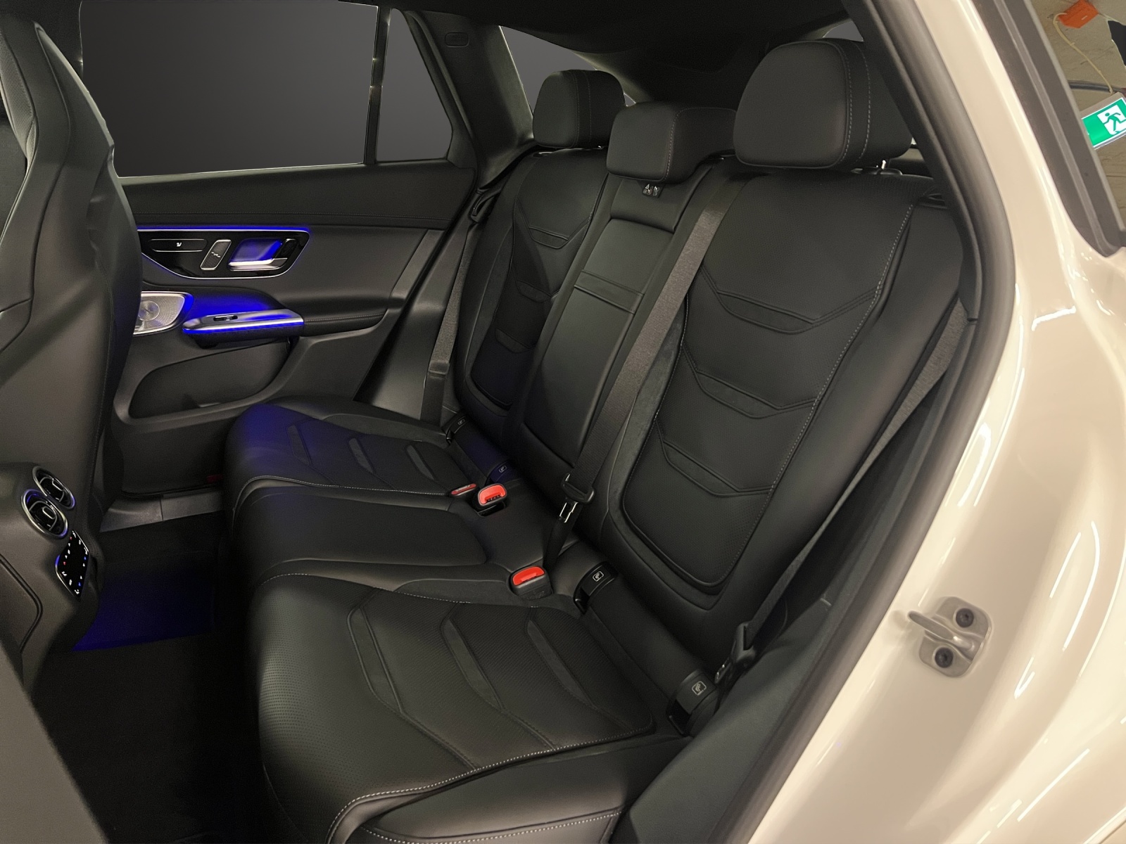 MERCEDES-BENZ GLC AMG 63 S e Performance 9G-Tronic-image-15