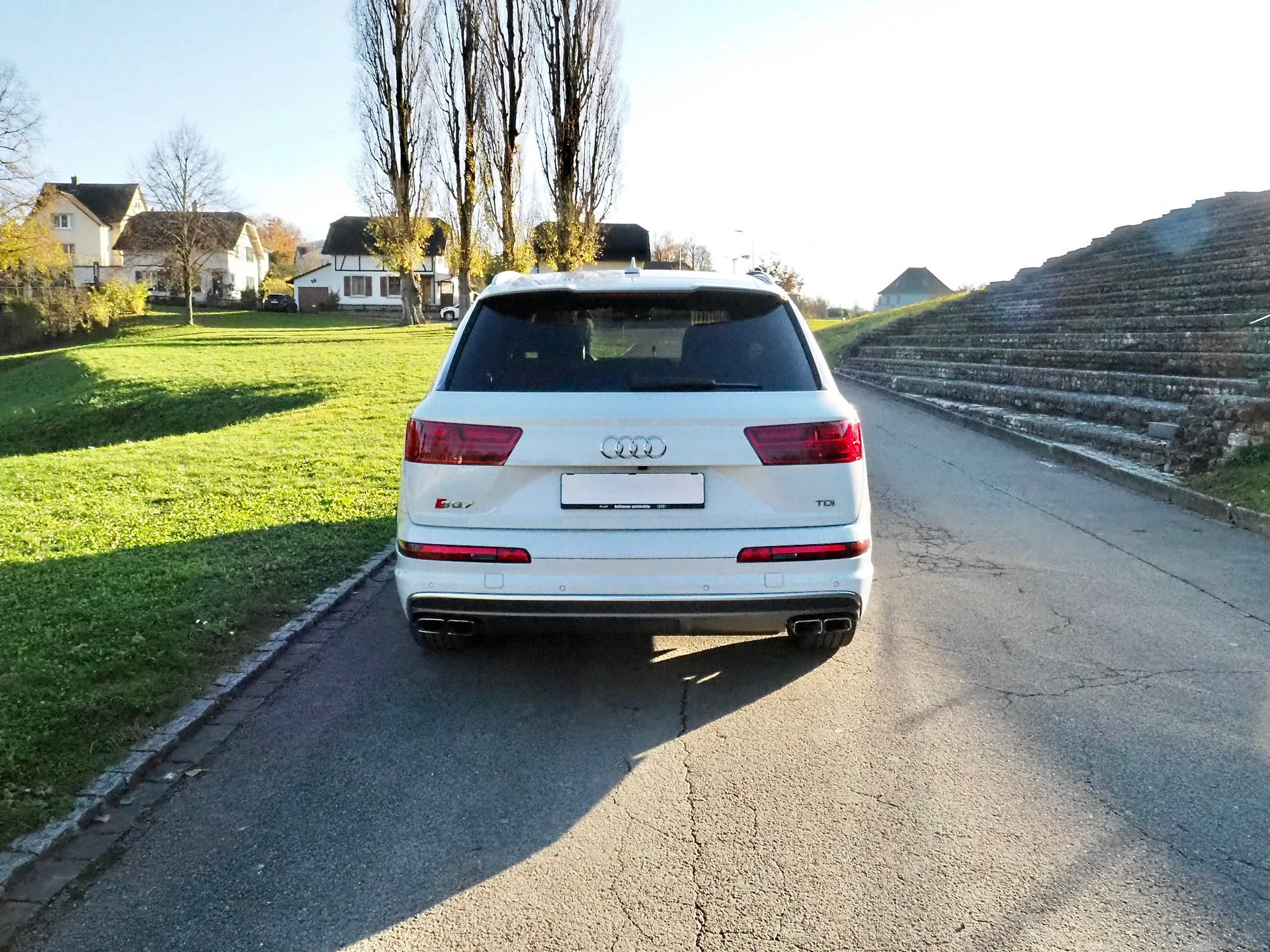AUDI SQ7 4.0 TDI quattro tiptronic-image-5