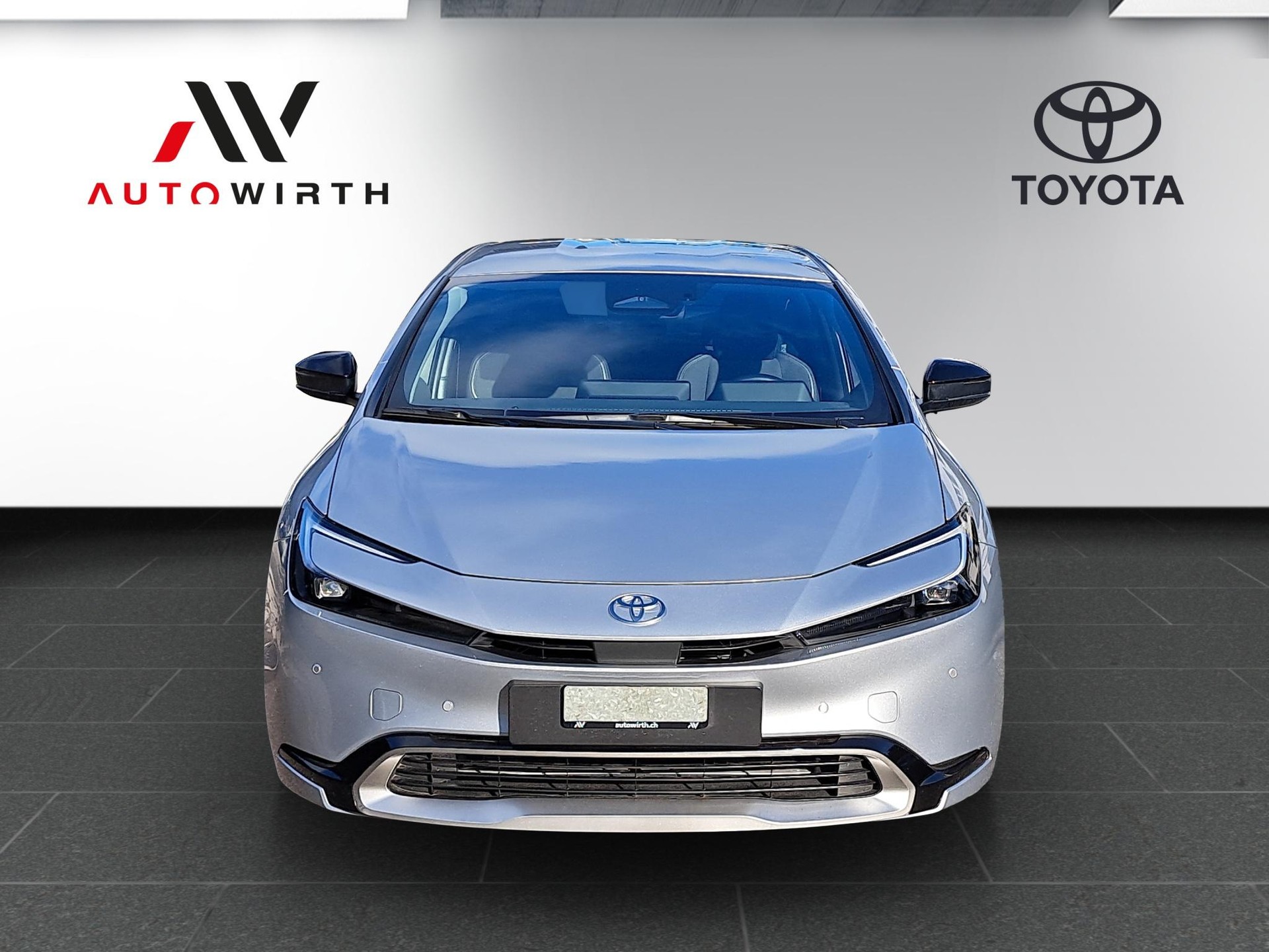 TOYOTA Prius 2.0 Plug-In-Hybrid Style-image-1