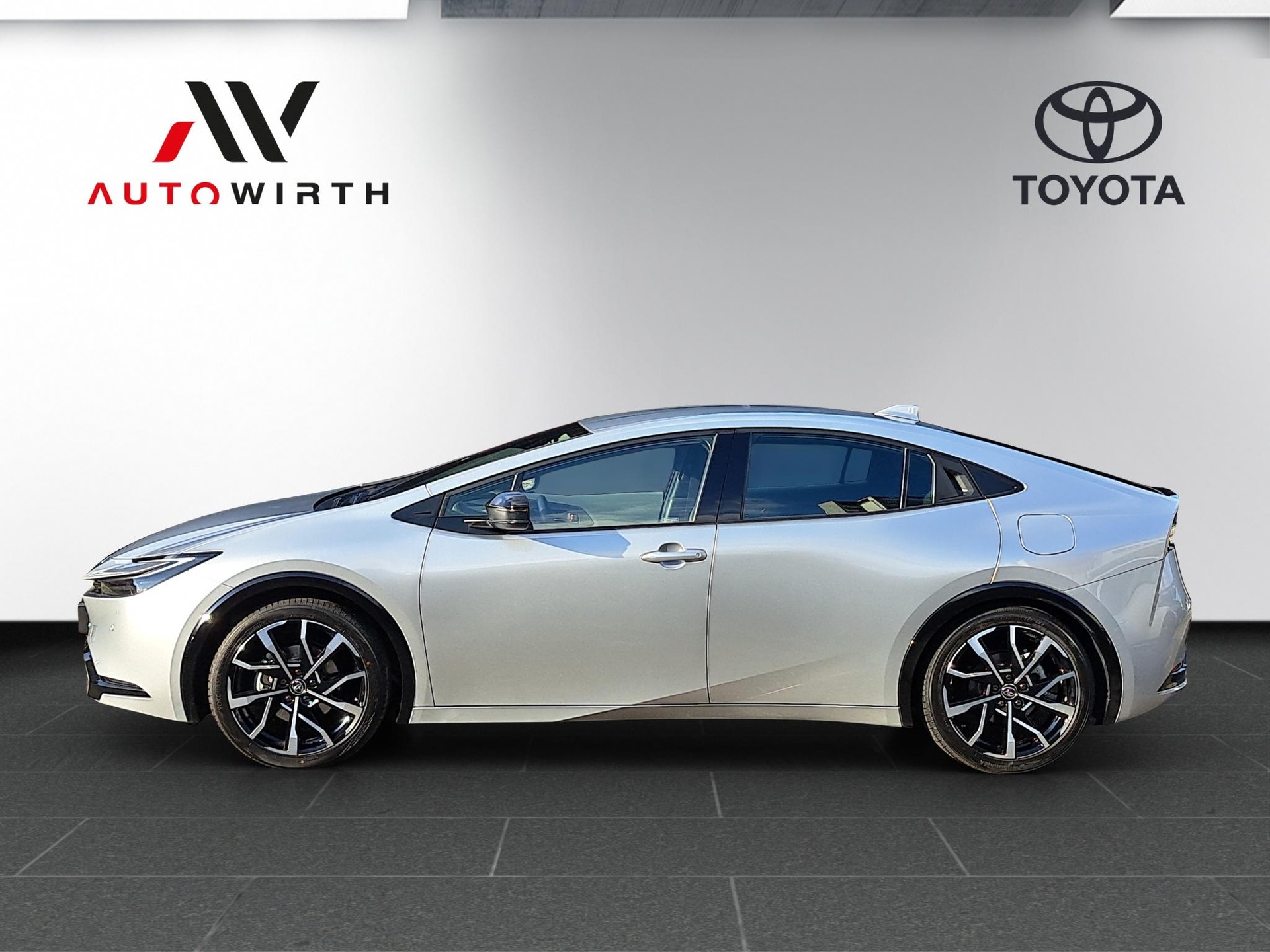 TOYOTA Prius 2.0 Plug-In-Hybrid Style-image-7