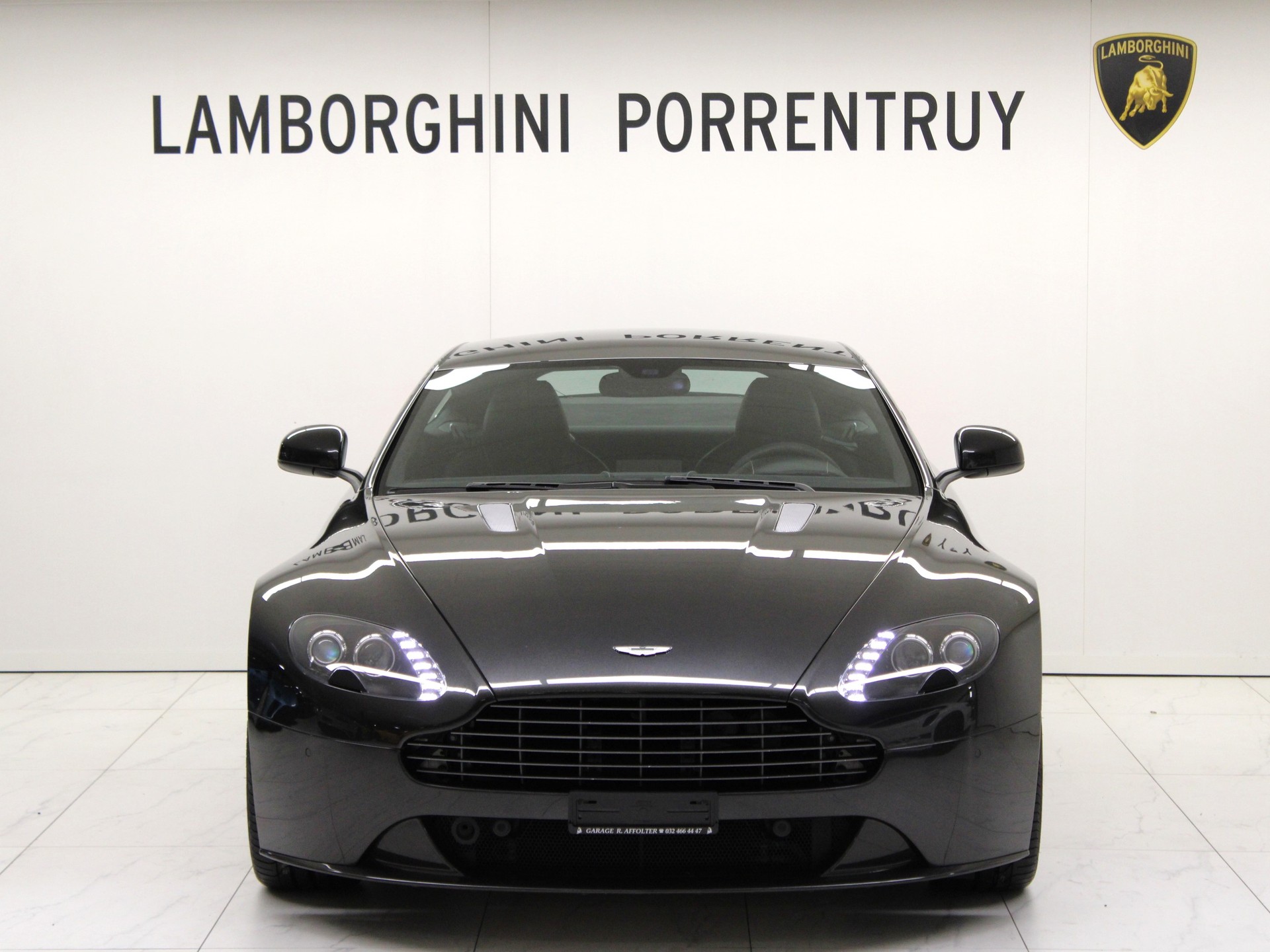 ASTON MARTIN V8 Vantage 4.7 S Sportshift-image-4