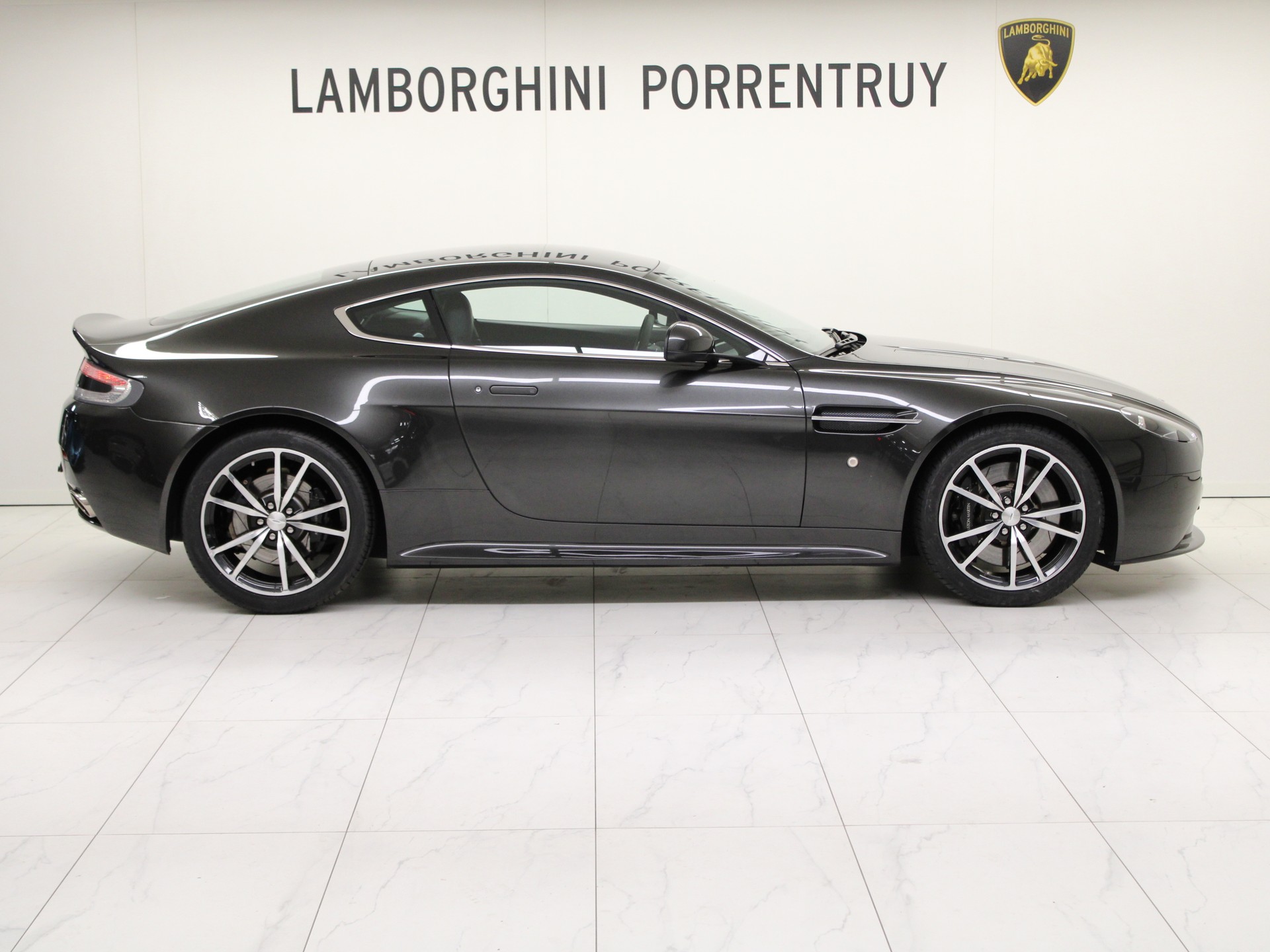 ASTON MARTIN V8 Vantage 4.7 S Sportshift-image-1