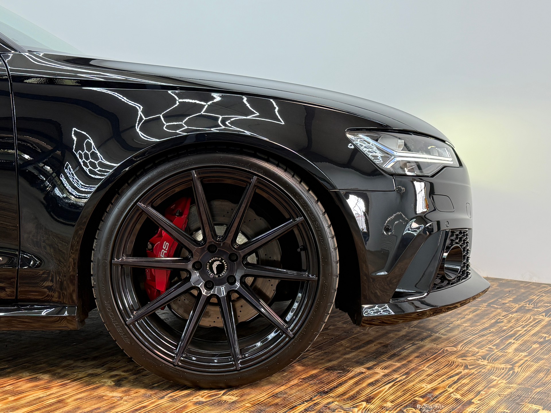 AUDI RS6 Avant 4.0 TFSI V8 quattro Tiptronic-image-14