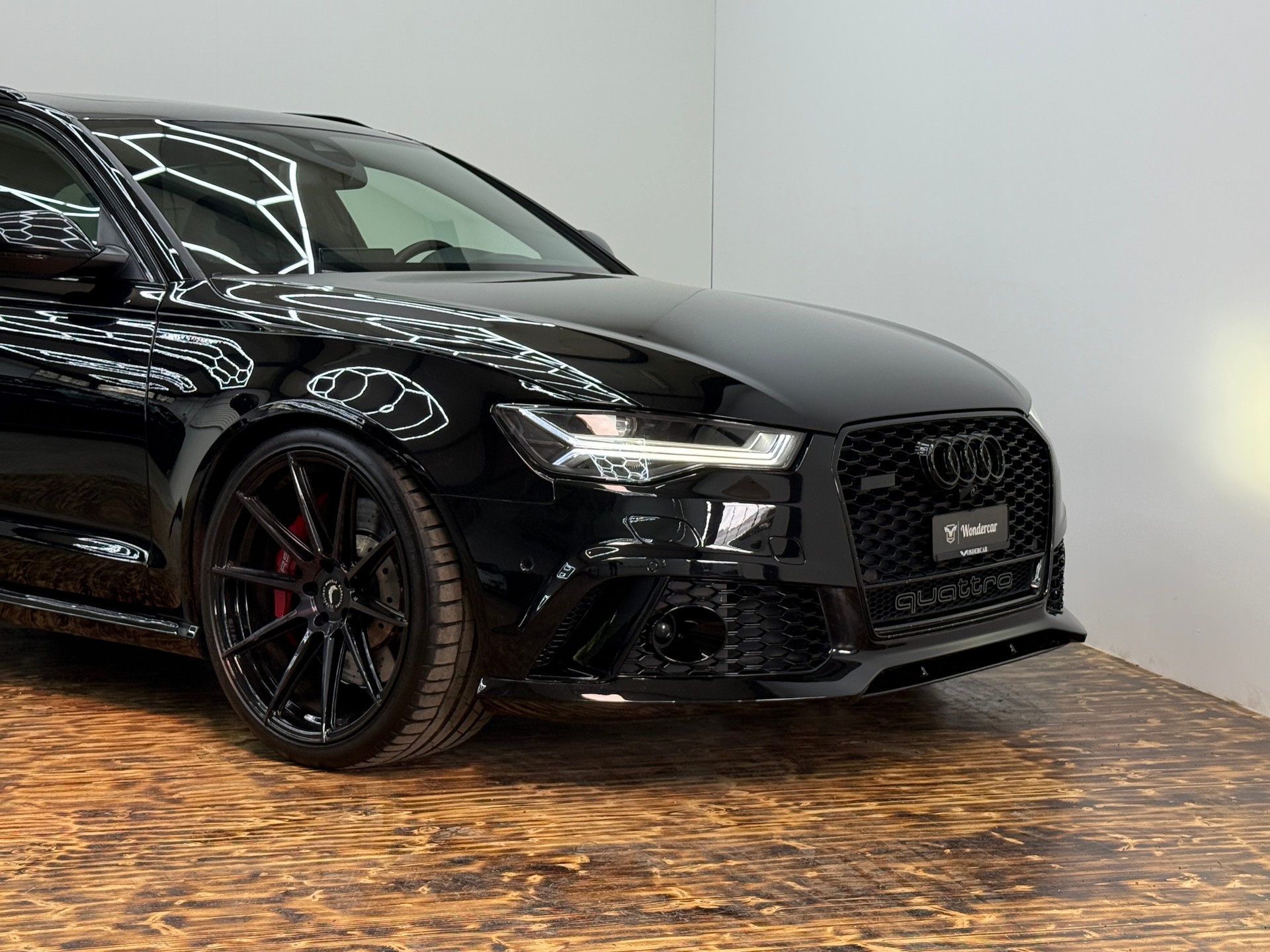 AUDI RS6 Avant 4.0 TFSI V8 quattro Tiptronic-showroom-element-1